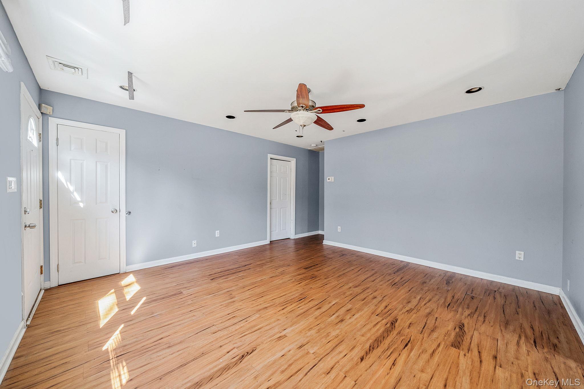 Single Family Buchanan  Suffolk County, NY 11727, MLS-975642-37