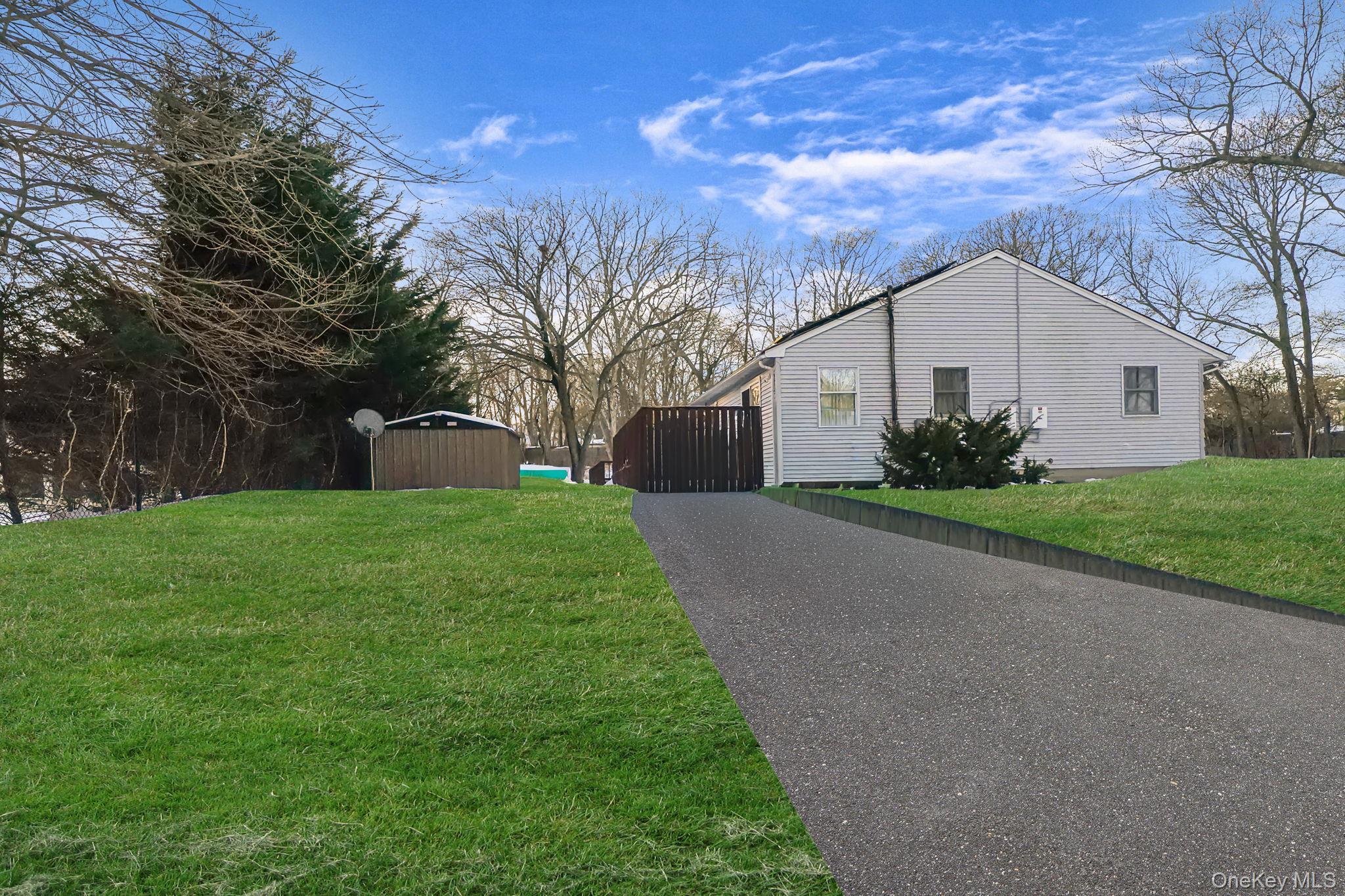 Single Family Buchanan  Suffolk County, NY 11727, MLS-975642-4