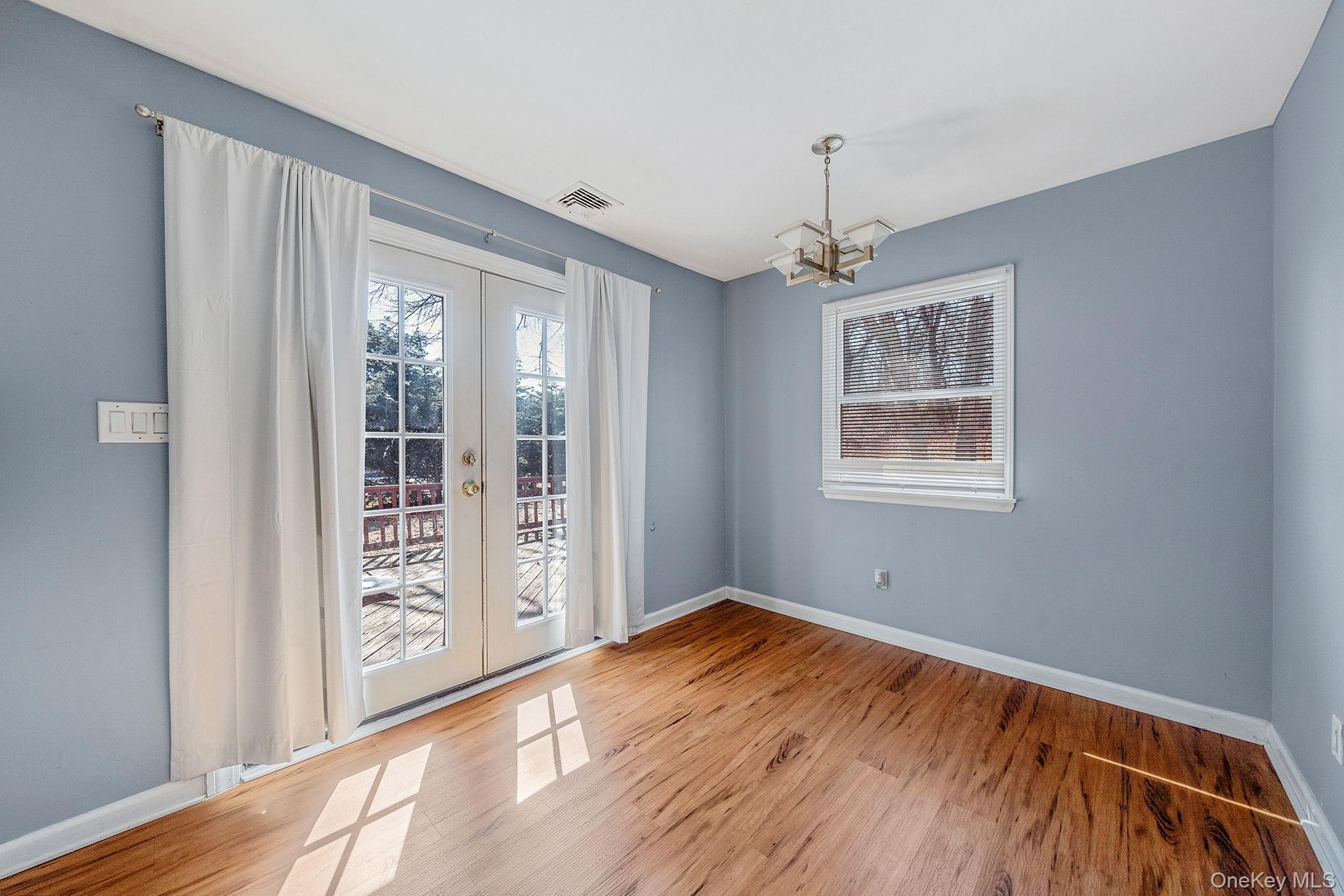 Single Family Buchanan  Suffolk County, NY 11727, MLS-975642-40