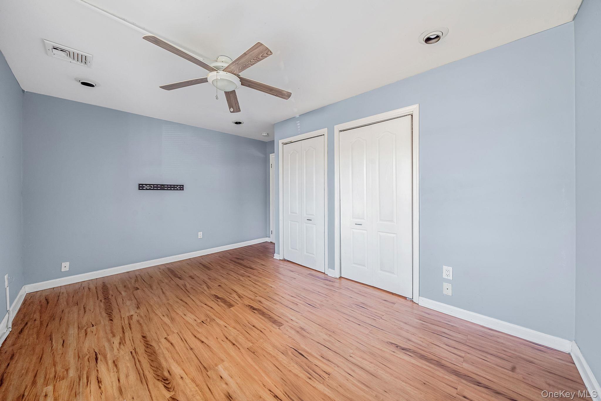 Single Family Buchanan  Suffolk County, NY 11727, MLS-975642-45