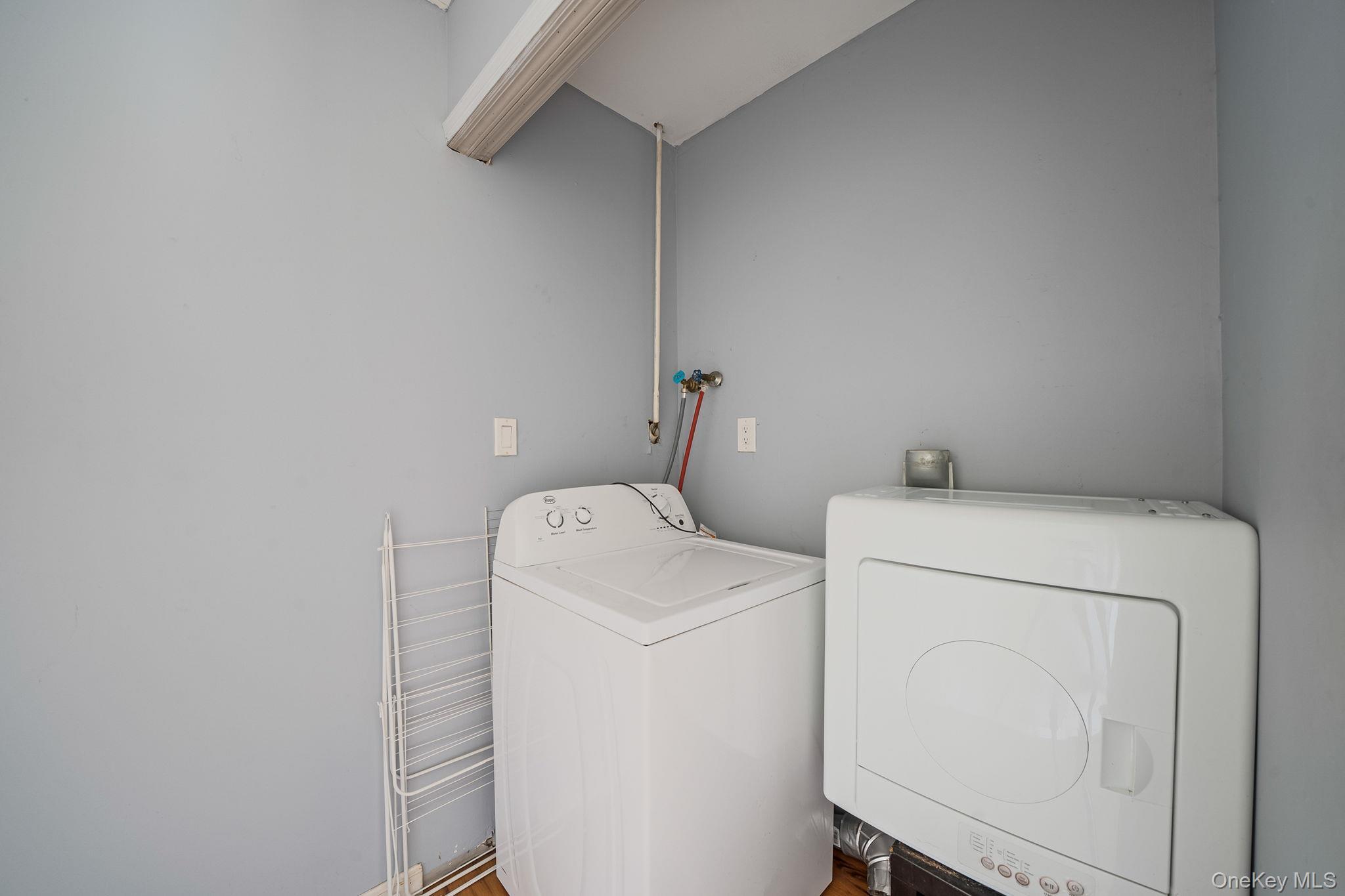 Single Family Buchanan  Suffolk County, NY 11727, MLS-975642-46