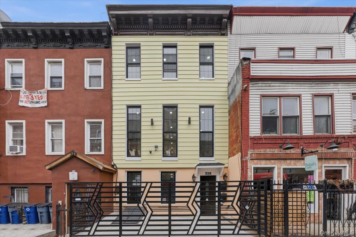 Single Family Malcolm X  Brooklyn, NY 11233, MLS-975649-34