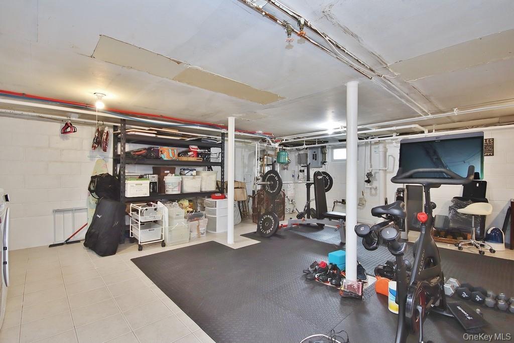 Single Family Haines Westchester County, NY 10573, MLS-975662-30