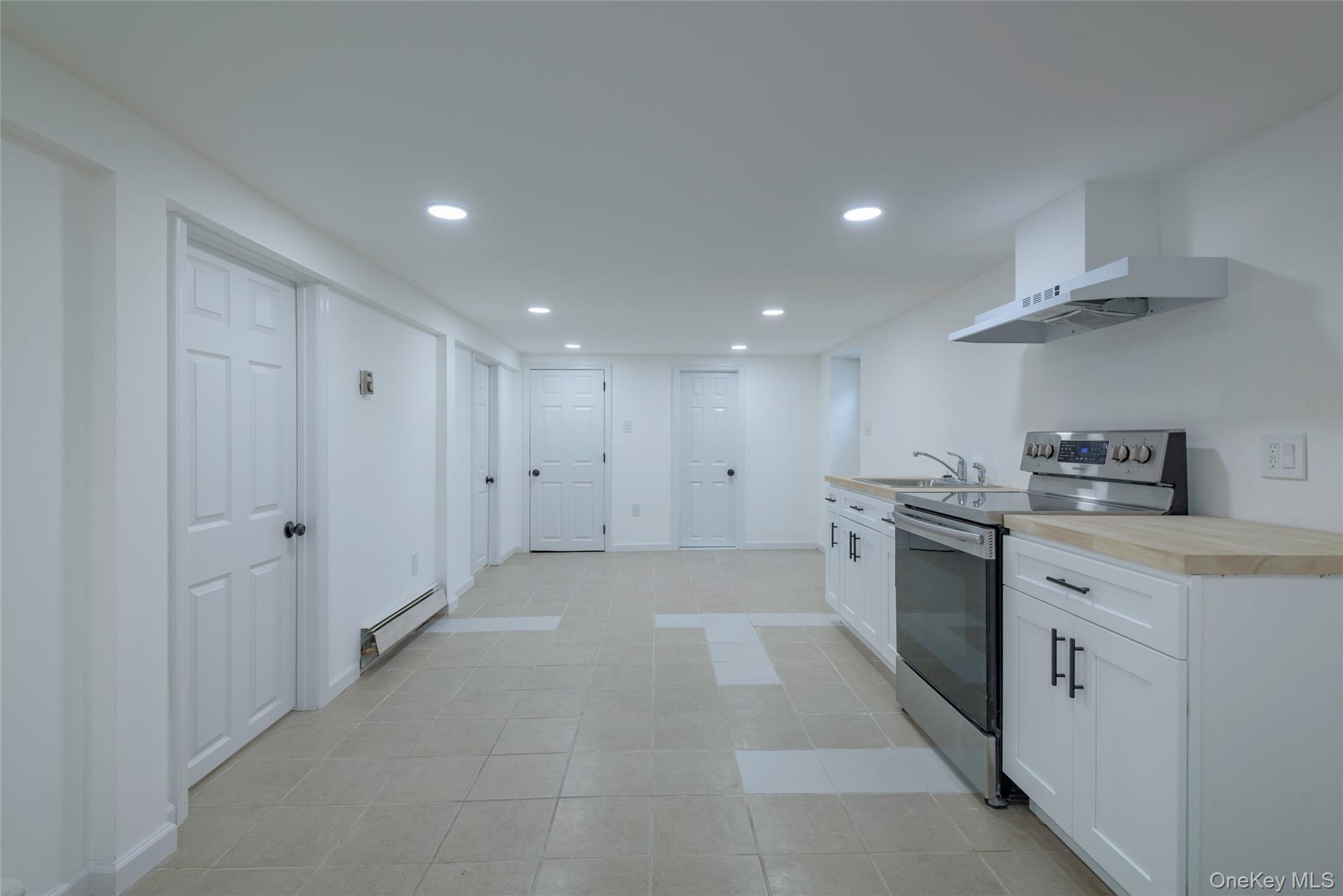 Single Family 23rd  Suffolk County, NY 11798, MLS-975691-12