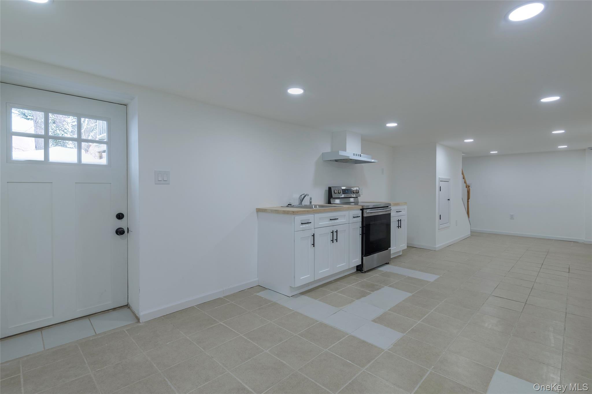 Single Family 23rd  Suffolk County, NY 11798, MLS-975691-13