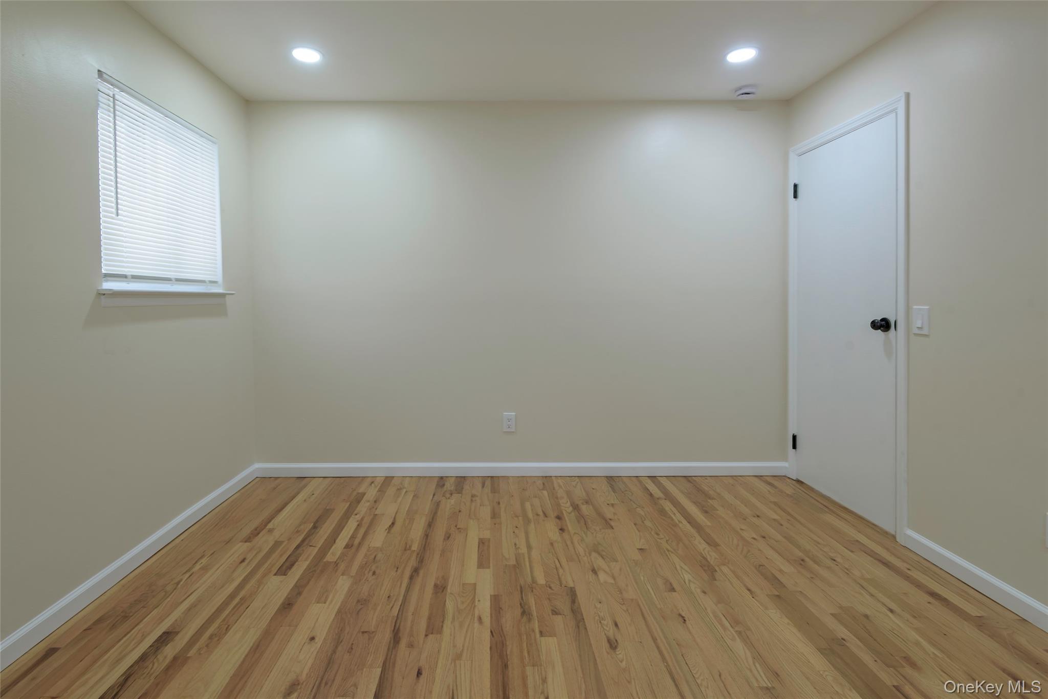 Single Family 23rd  Suffolk County, NY 11798, MLS-975691-8