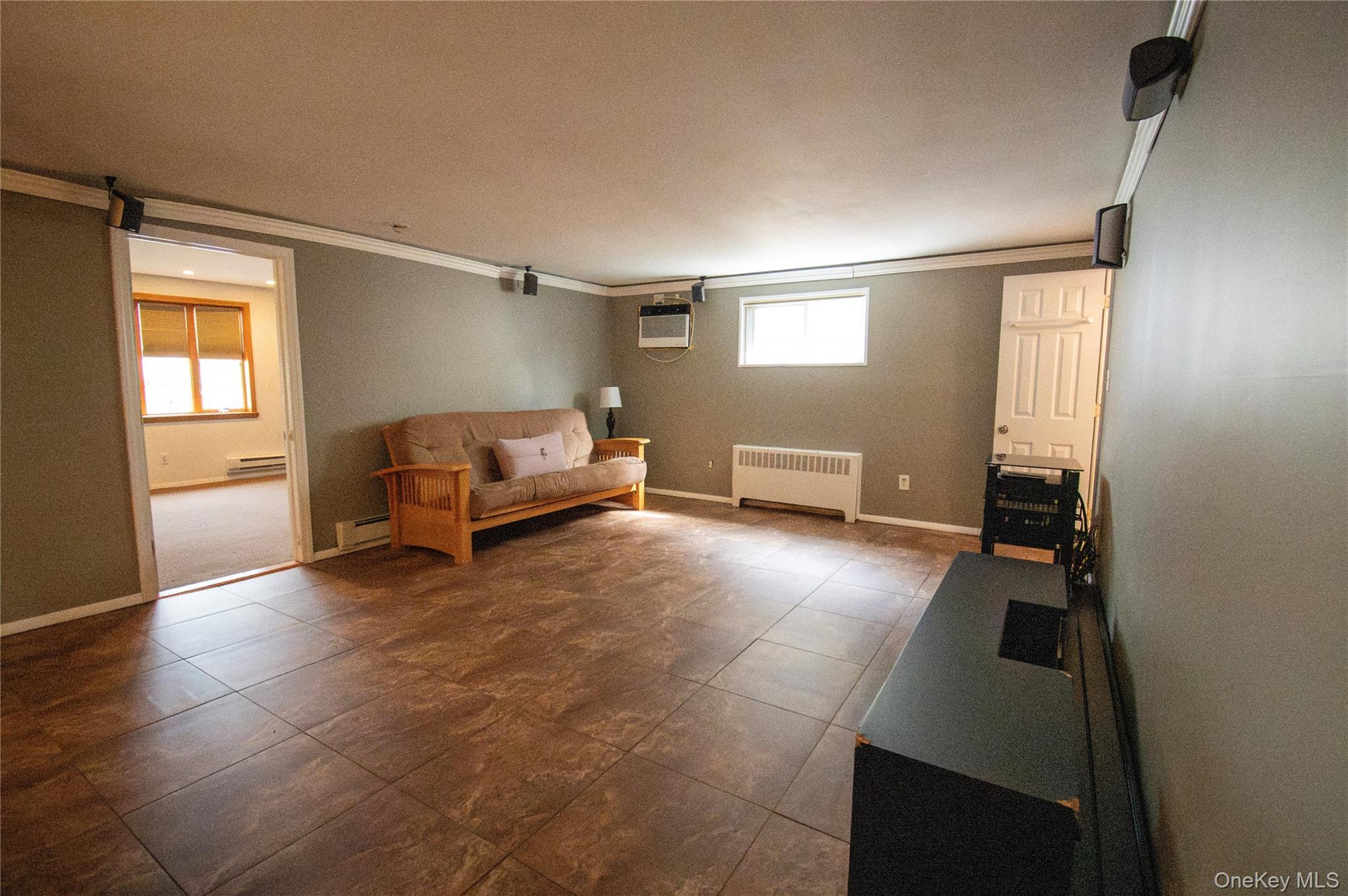Single Family 2nd  Nassau County, NY 11520, MLS-975694-27