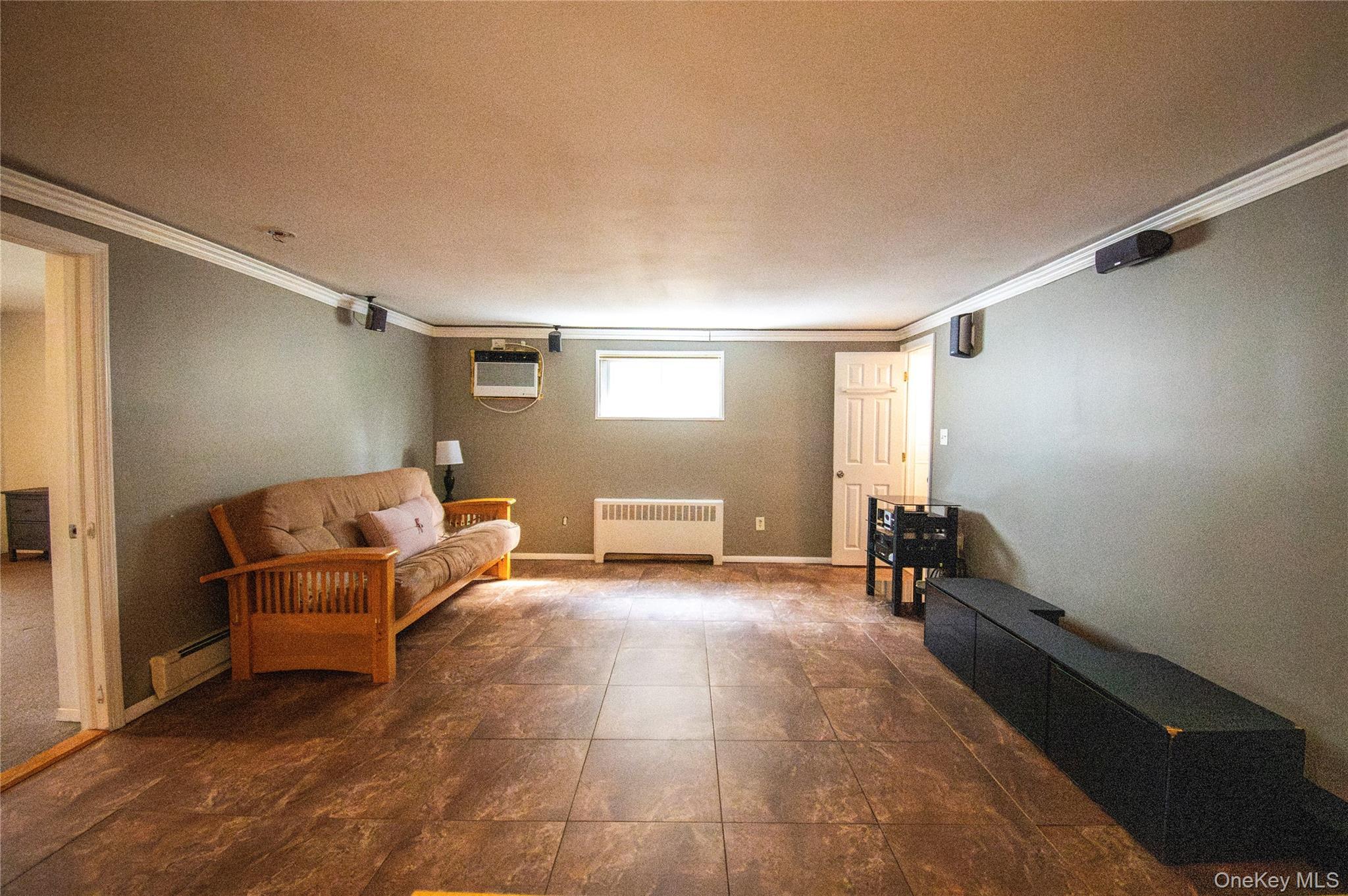 Single Family 2nd  Nassau County, NY 11520, MLS-975694-28
