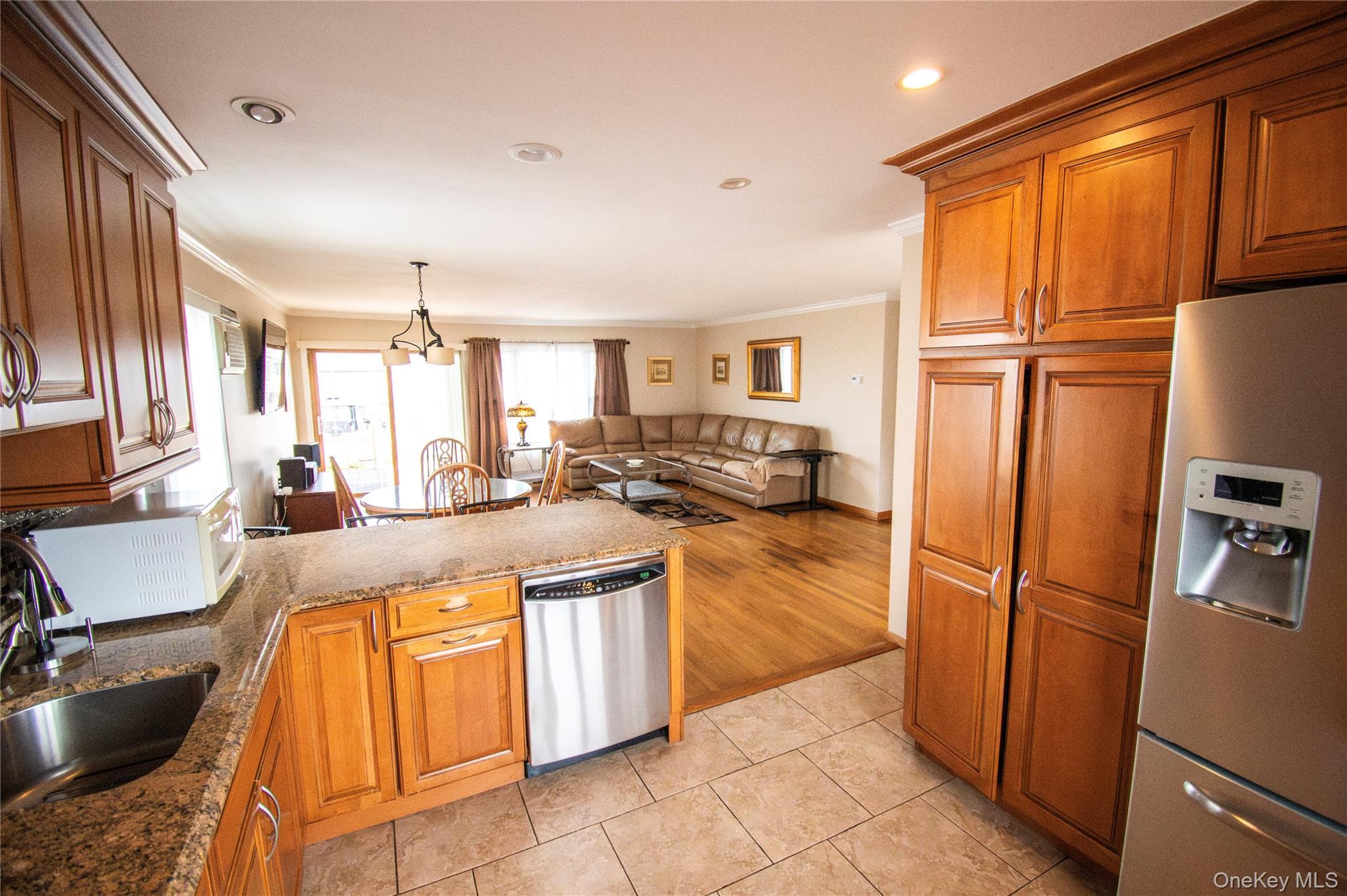 Single Family 2nd  Nassau County, NY 11520, MLS-975694-9