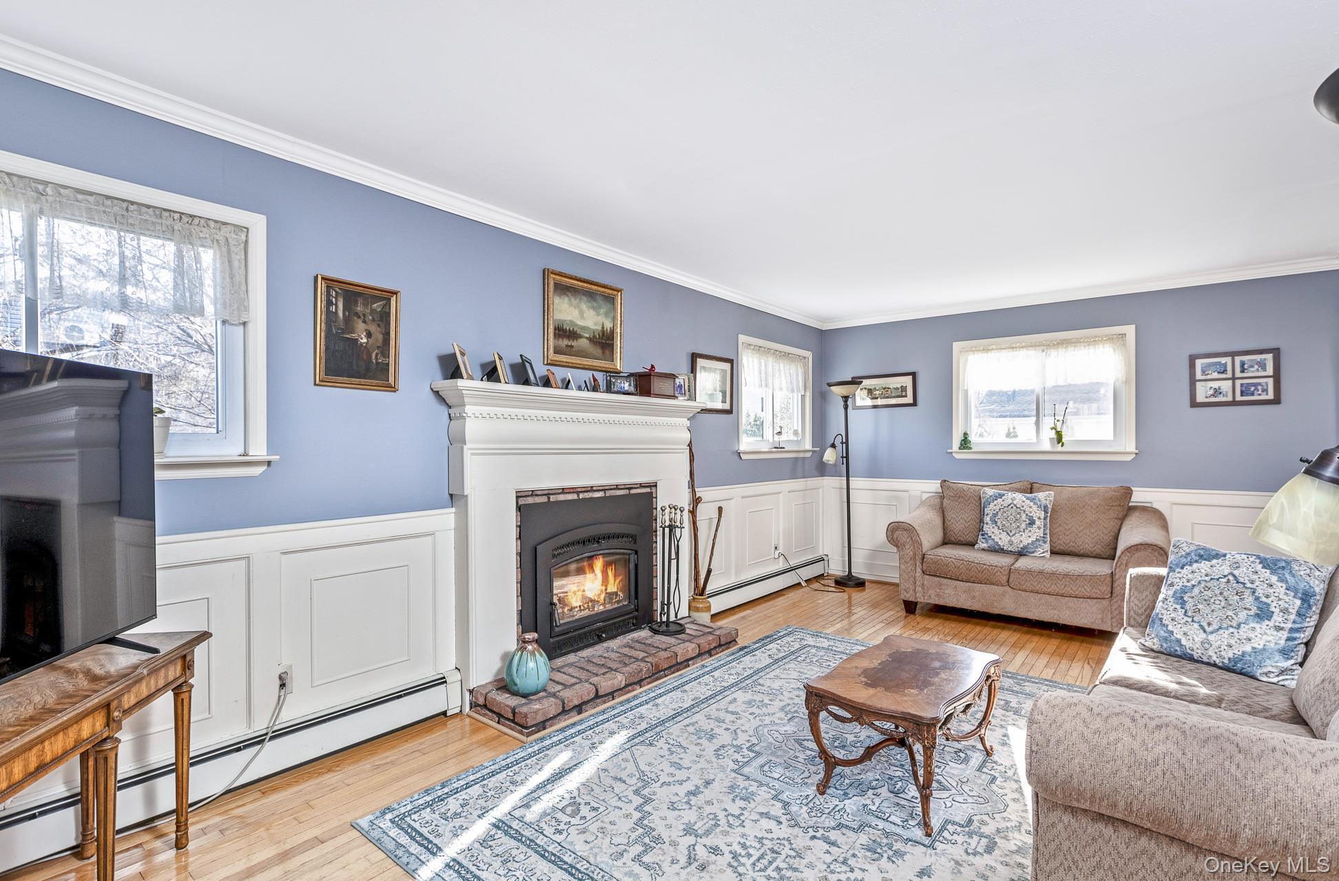 Single Family Oak  Suffolk County, NY 11763, MLS-975705-9