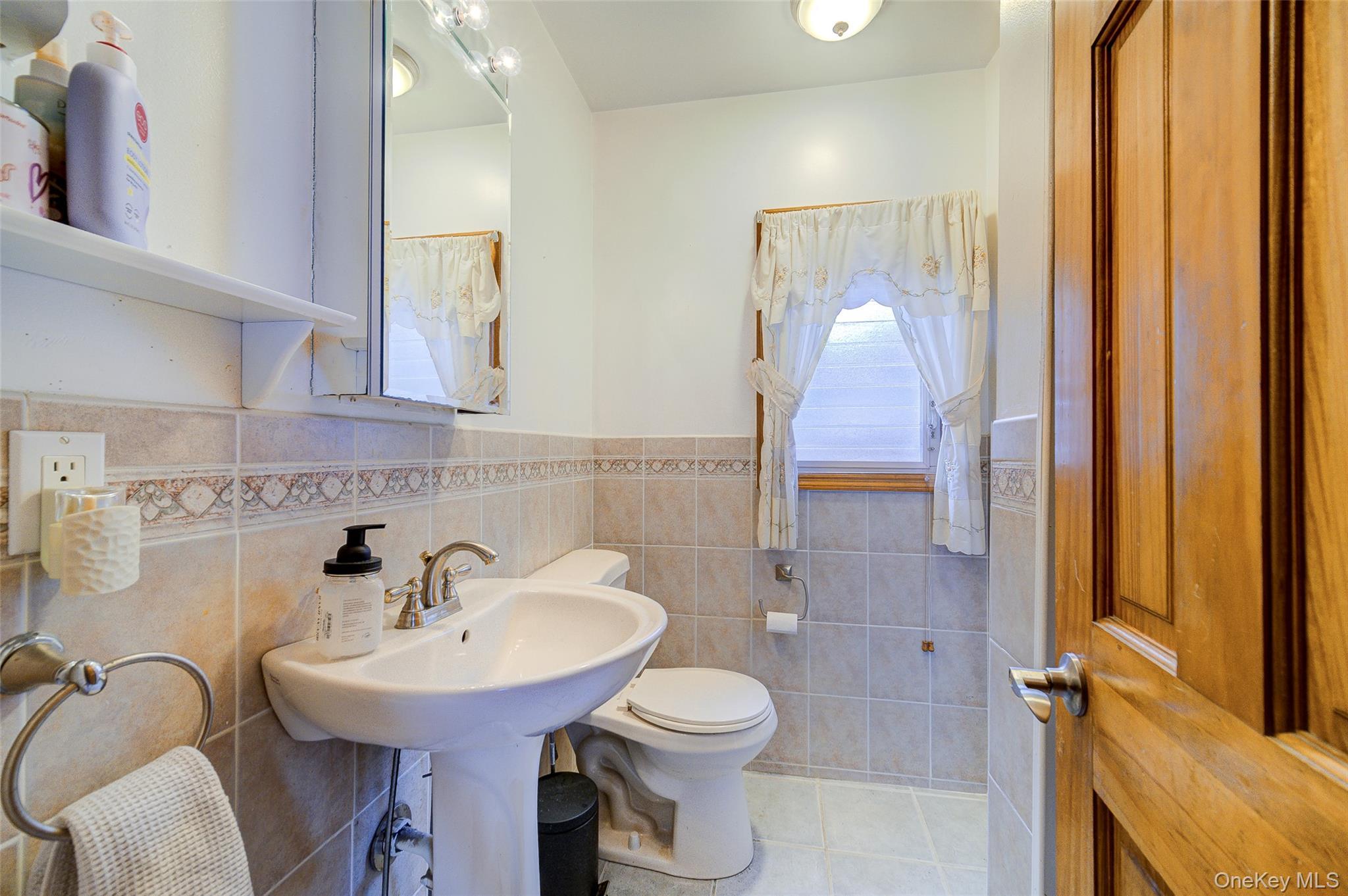 Single Family Lake Dutchess County, NY 12533, MLS-975708-23