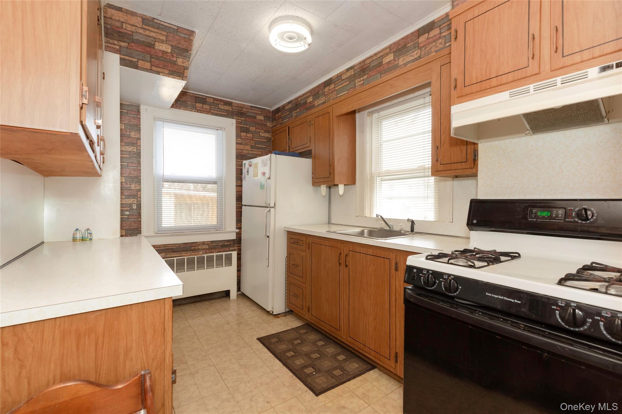 Single Family Willett  Westchester County, NY 10573, MLS-975721-11