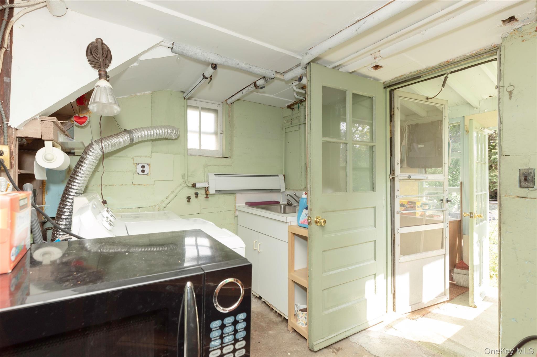 Single Family Willett  Westchester County, NY 10573, MLS-975721-22