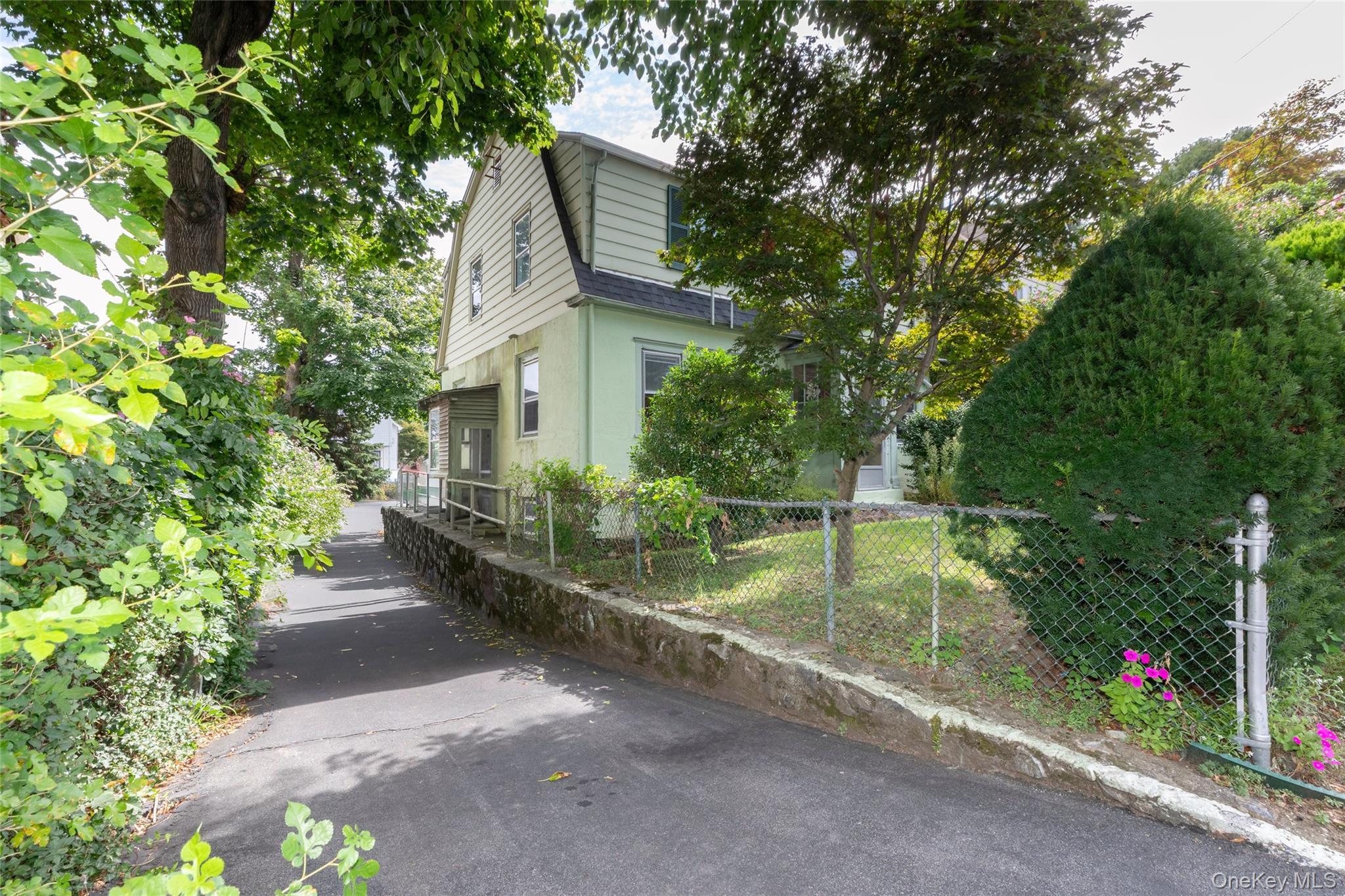 Single Family Willett  Westchester County, NY 10573, MLS-975721-3