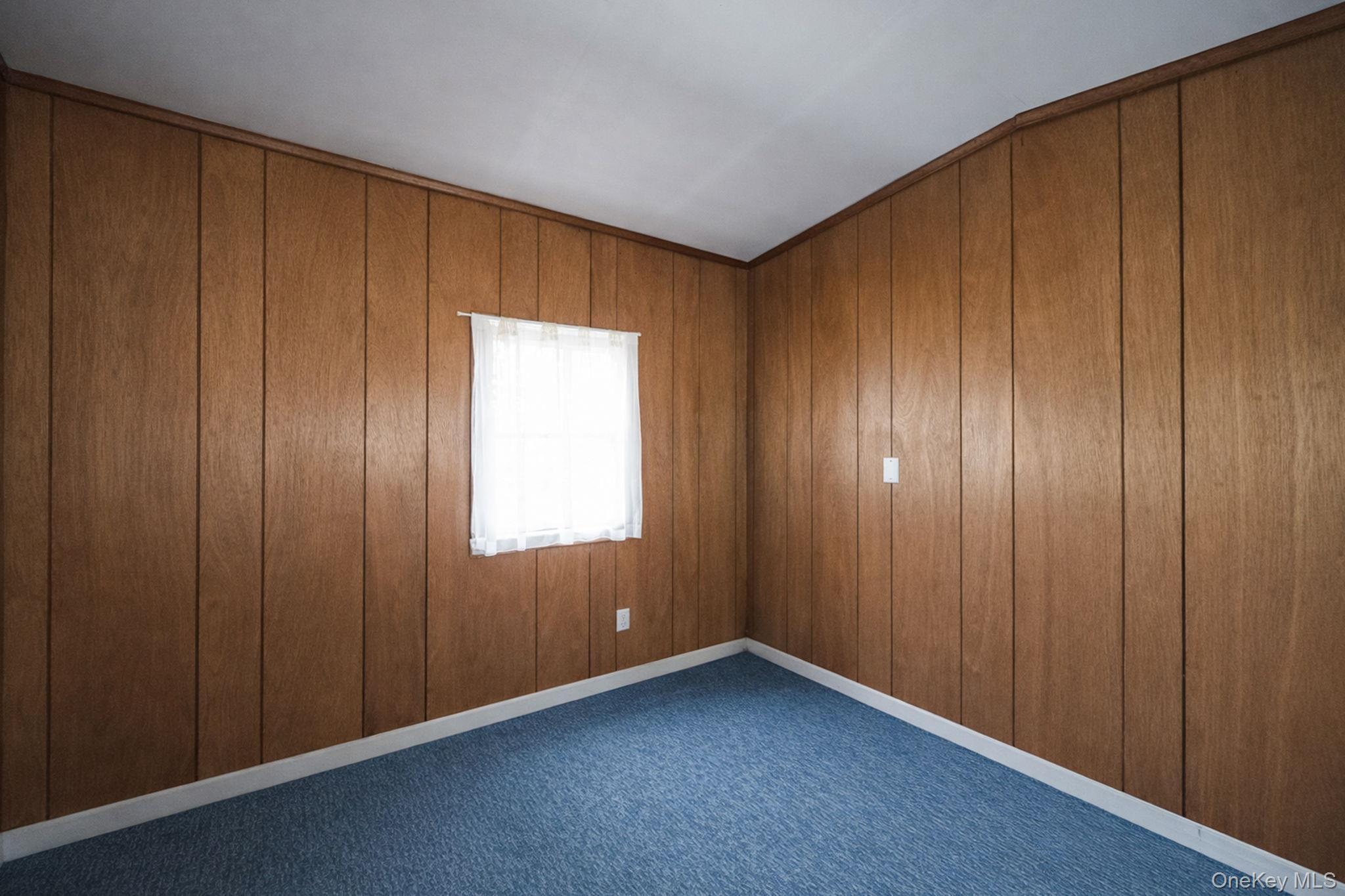 Single Family Rosemont  Suffolk County, NY 11738, MLS-975733-17