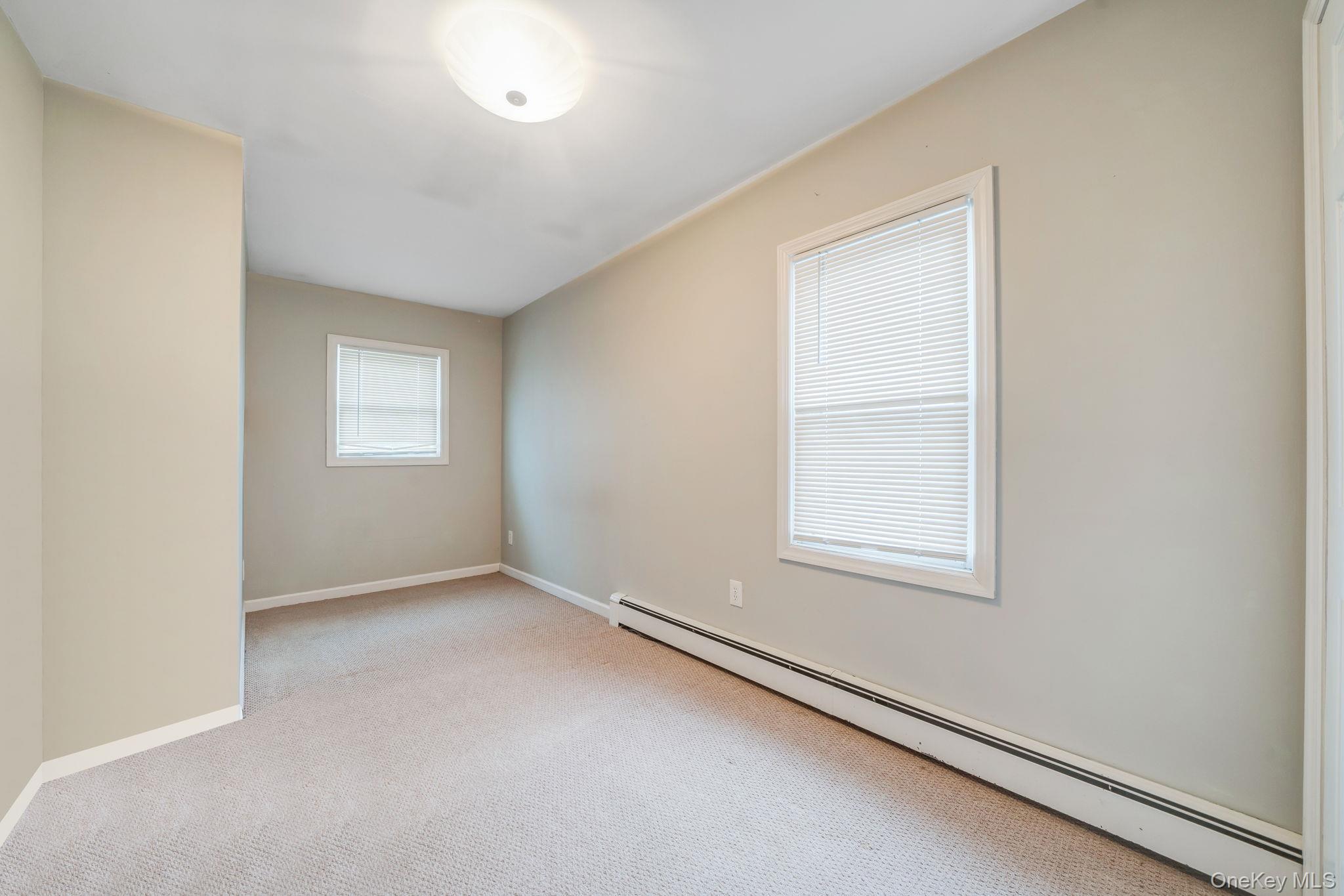 Single Family Rosemont  Suffolk County, NY 11738, MLS-975733-22