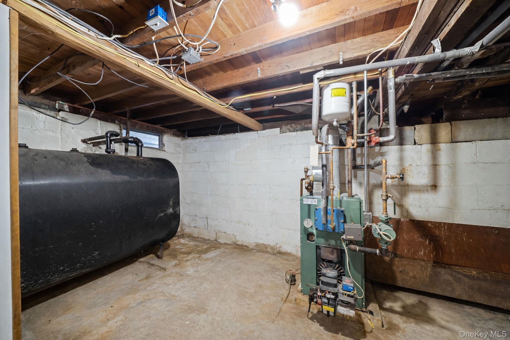 Single Family Rosemont  Suffolk County, NY 11738, MLS-975733-28