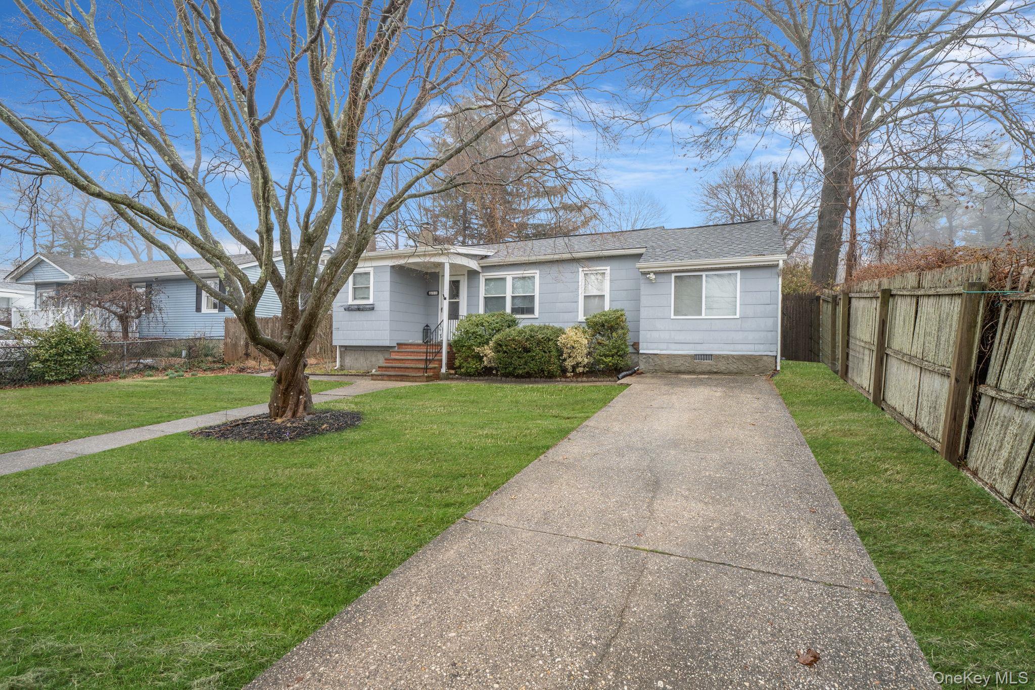 Single Family Rosemont  Suffolk County, NY 11738, MLS-975733-3