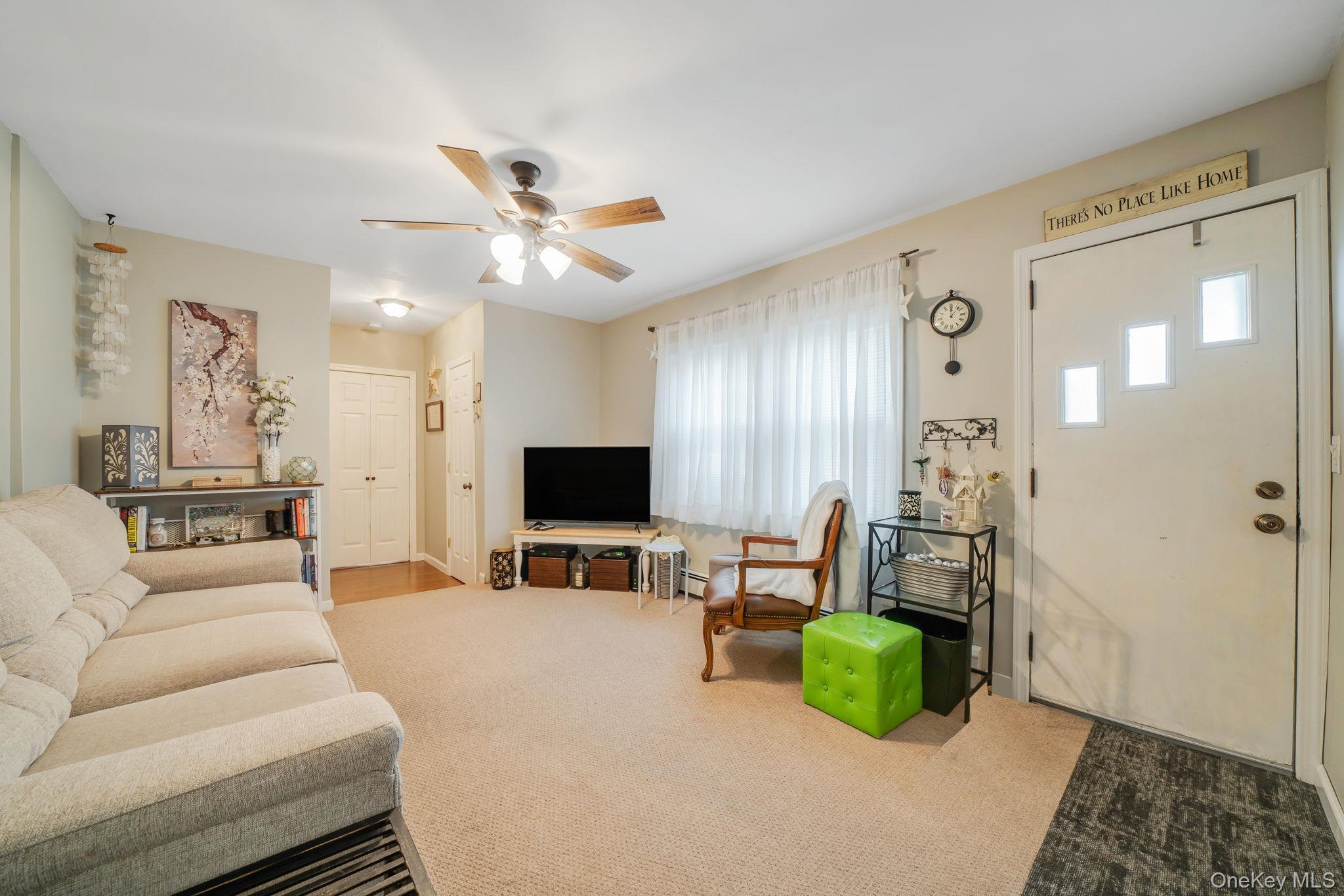 Single Family Rosemont  Suffolk County, NY 11738, MLS-975733-5