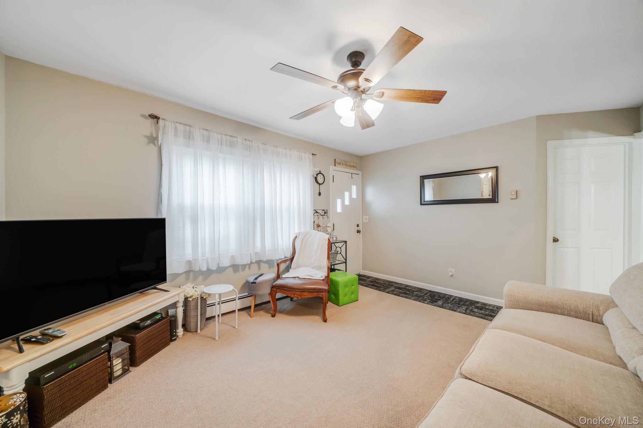 Single Family Rosemont  Suffolk County, NY 11738, MLS-975733-6