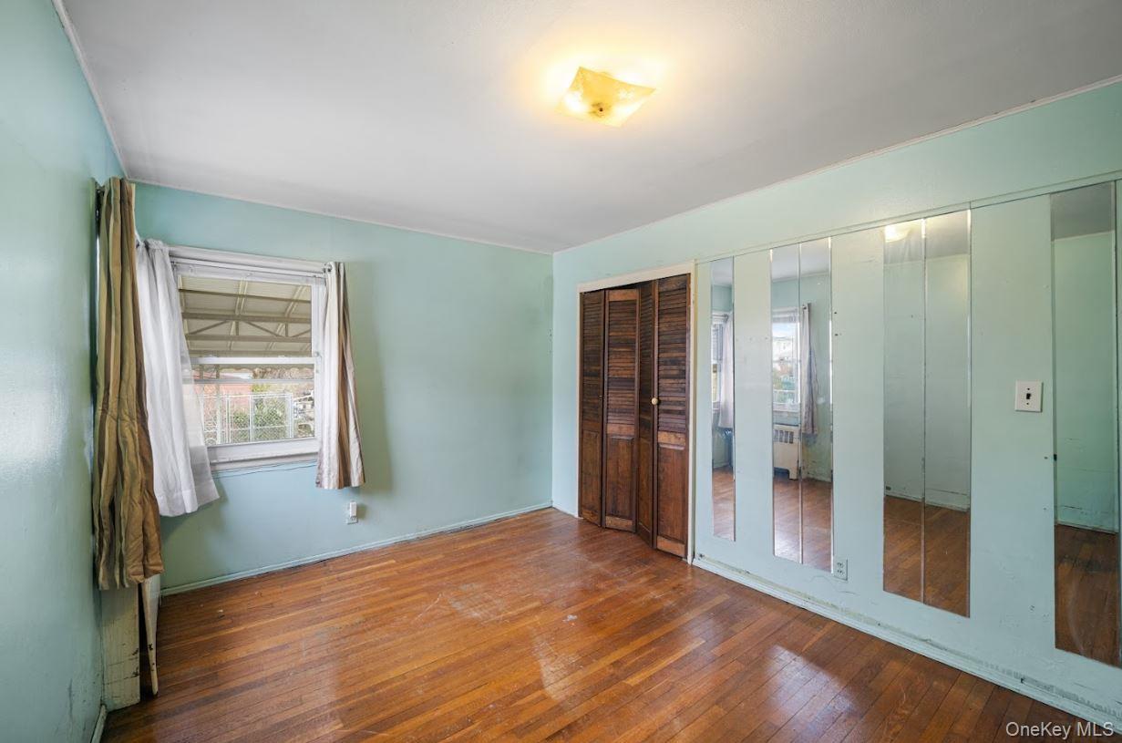 Single Family 145th Queens, NY 11413, MLS-975737-11