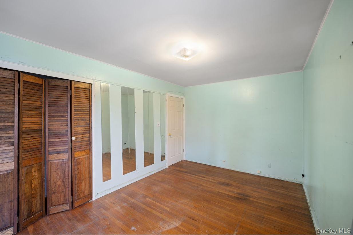 Single Family 145th Queens, NY 11413, MLS-975737-12