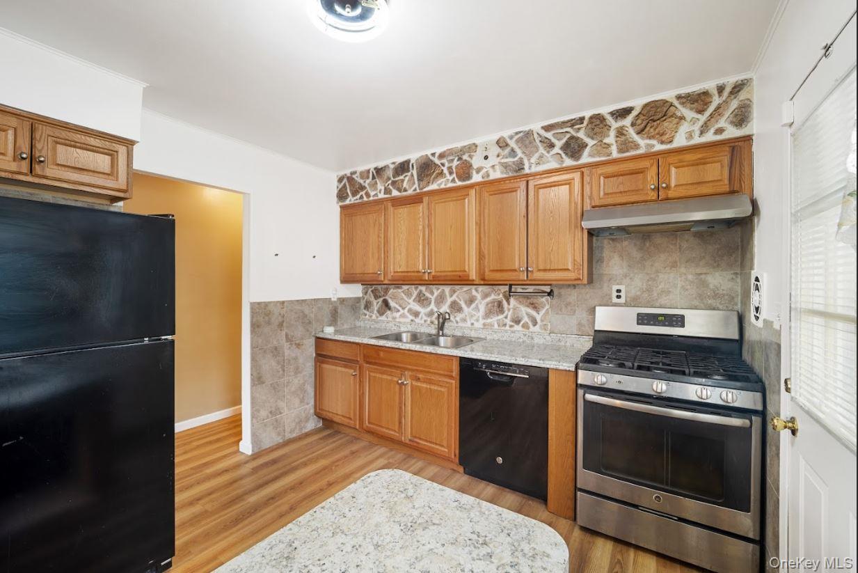 Single Family 145th Queens, NY 11413, MLS-975737-3