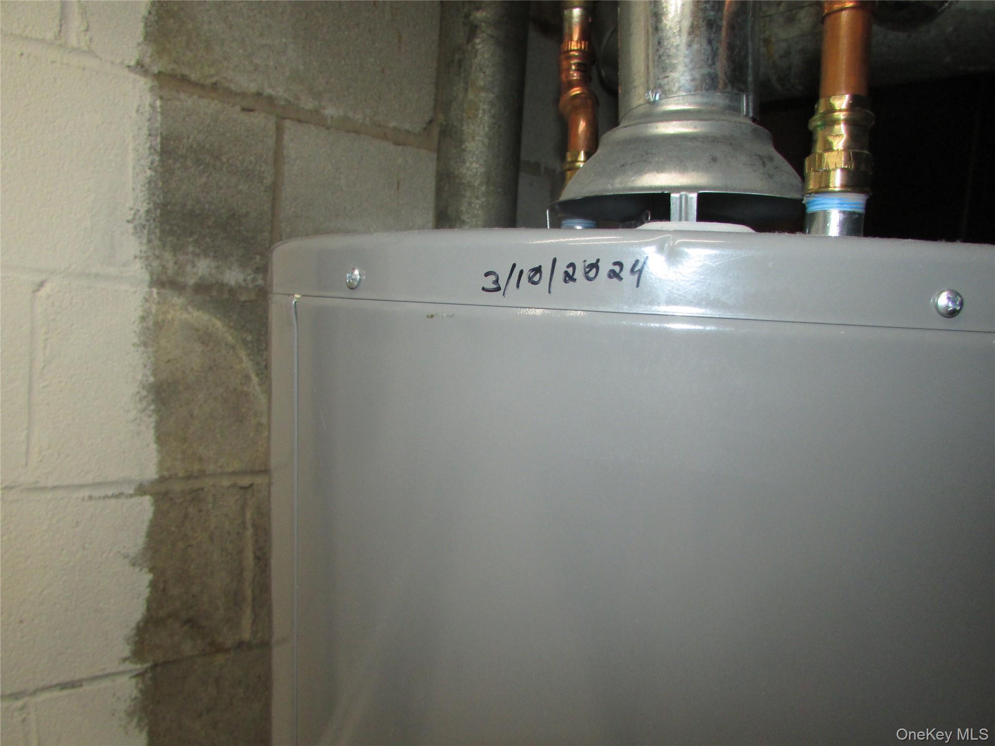 Single Family Paggi  Dutchess County, NY 12590, MLS-975744-11