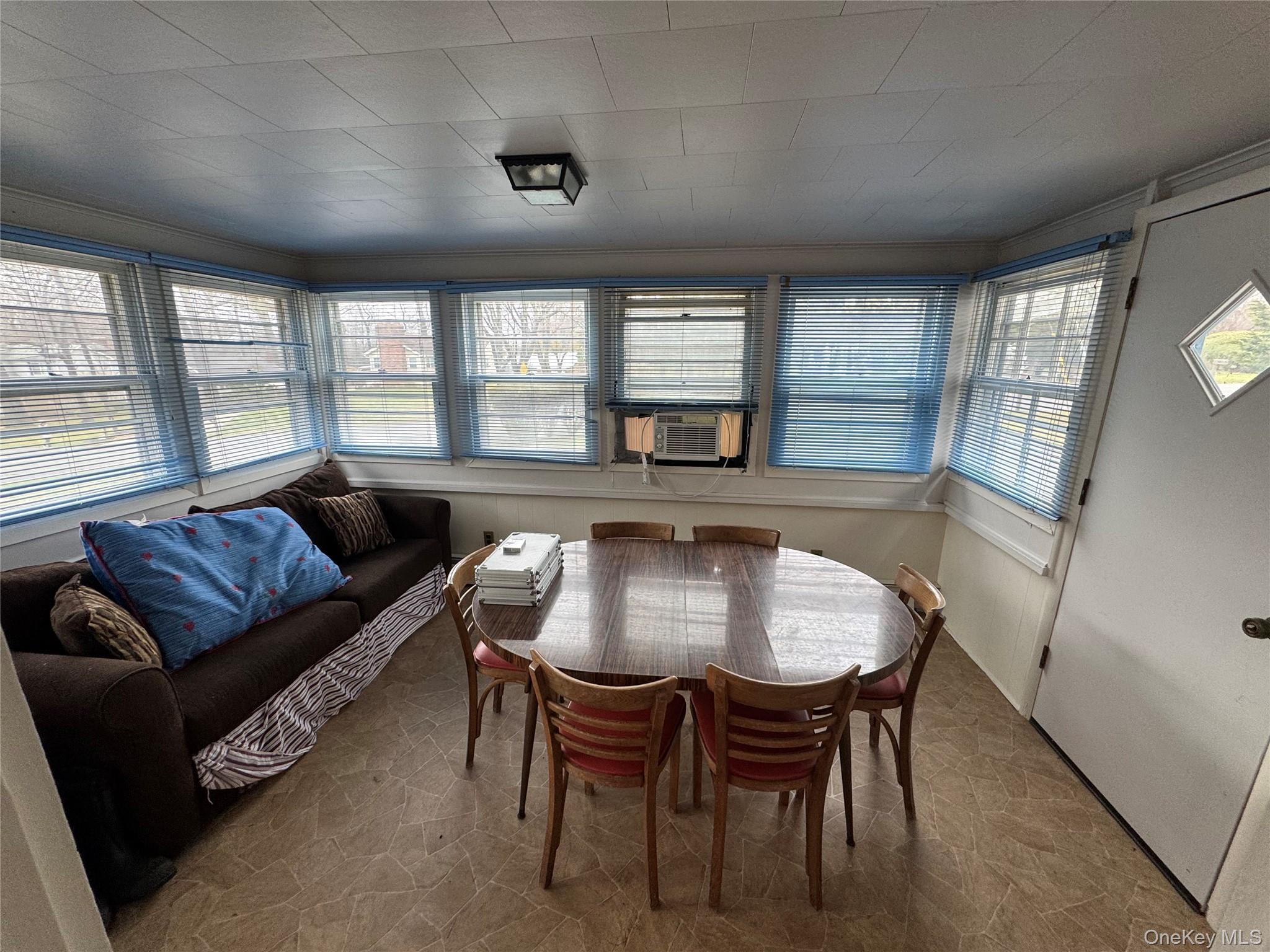 Single Family Cedar  Suffolk County, NY 11764, MLS-975753-6