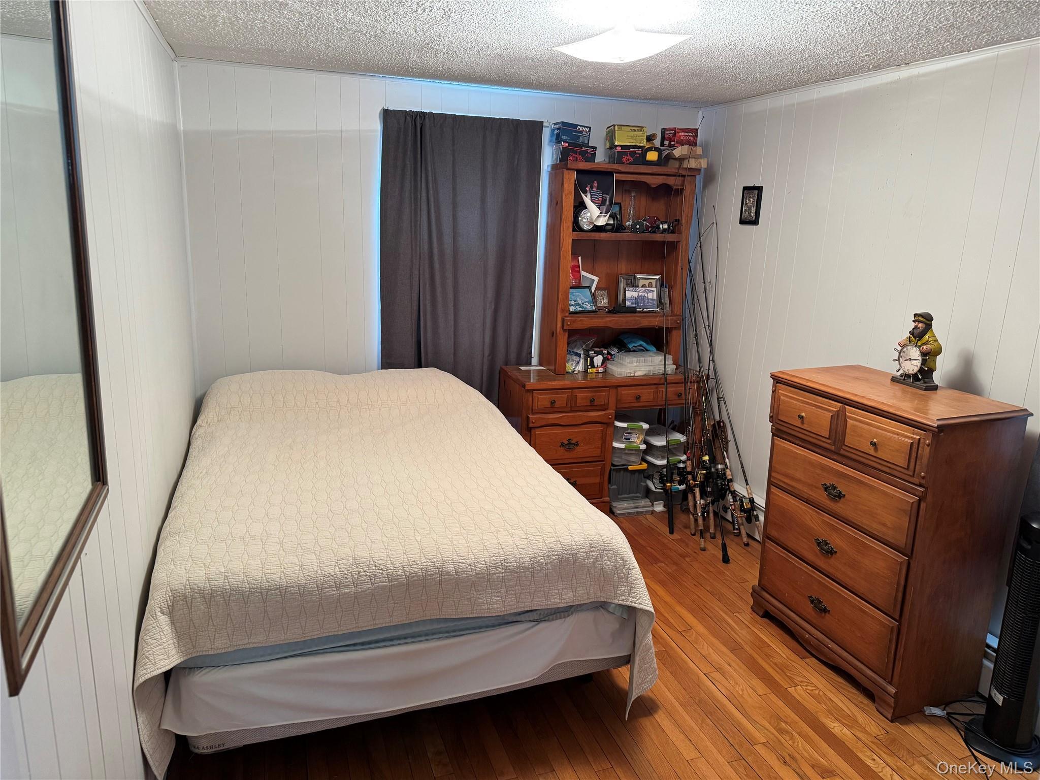 Single Family Cedar  Suffolk County, NY 11764, MLS-975753-7