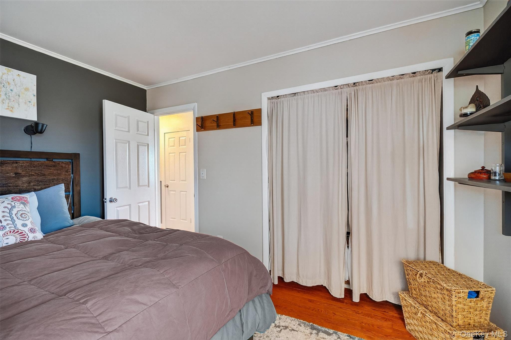 Single Family Closs  Dutchess County, NY 12572, MLS-975760-11