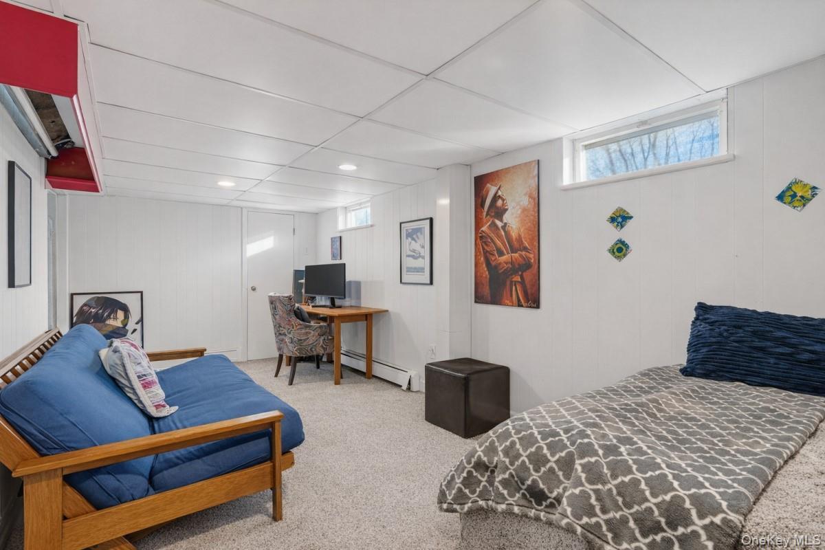 Single Family Closs  Dutchess County, NY 12572, MLS-975760-18