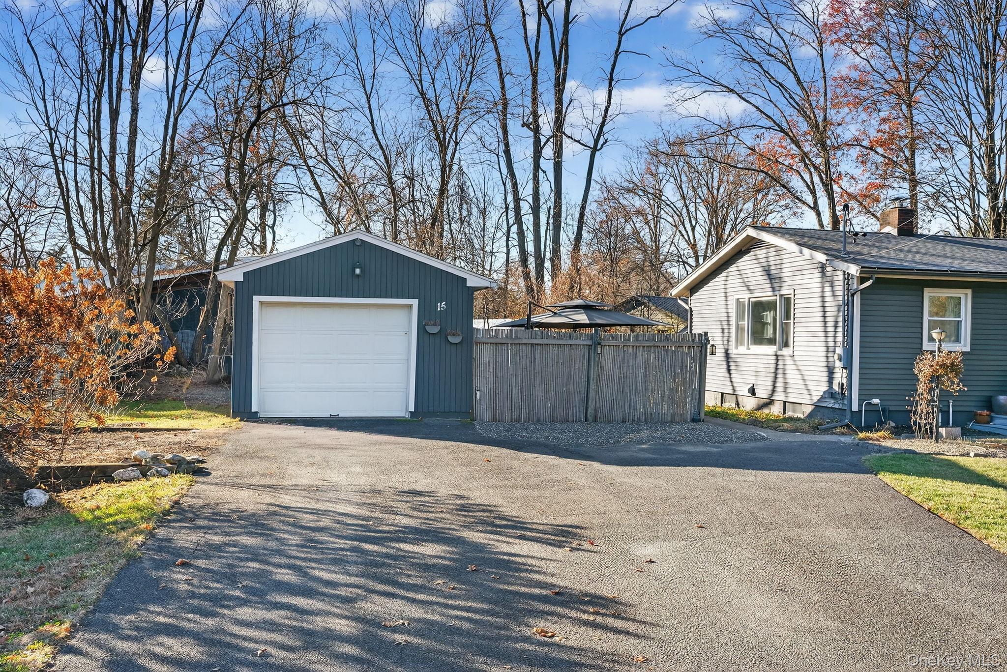 Single Family Closs  Dutchess County, NY 12572, MLS-975760-19