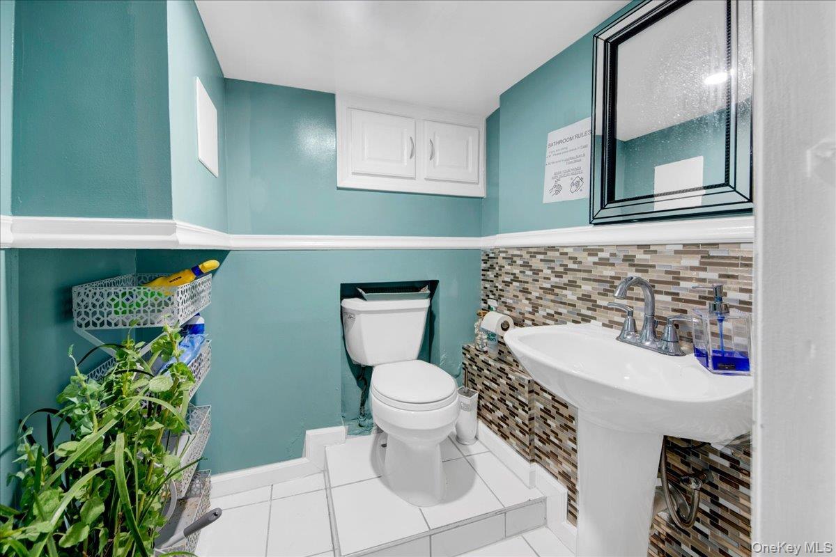 Single Family Boyd  Bronx, NY 10466, MLS-975773-10