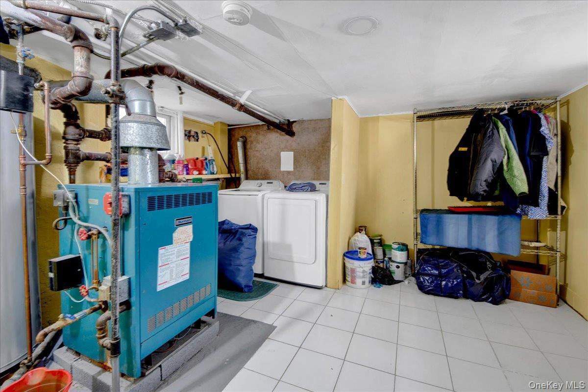 Single Family Boyd  Bronx, NY 10466, MLS-975773-17