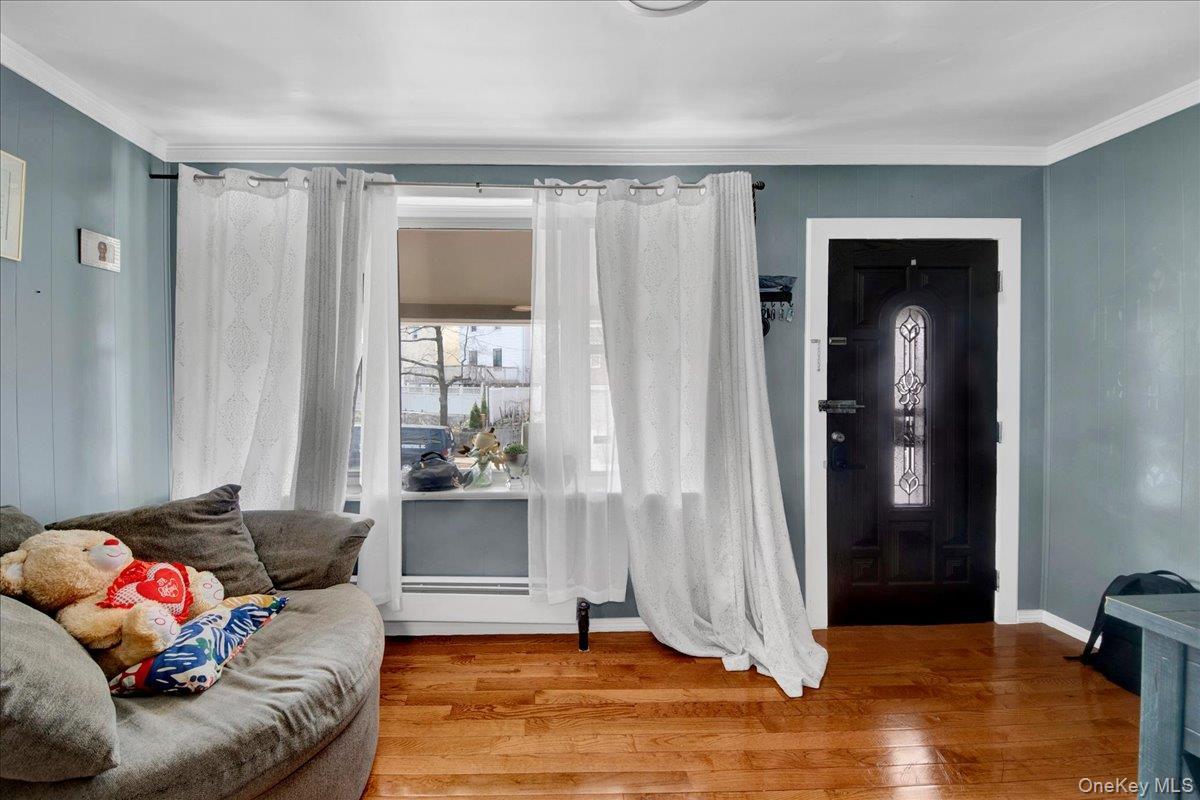 Single Family Boyd  Bronx, NY 10466, MLS-975773-5