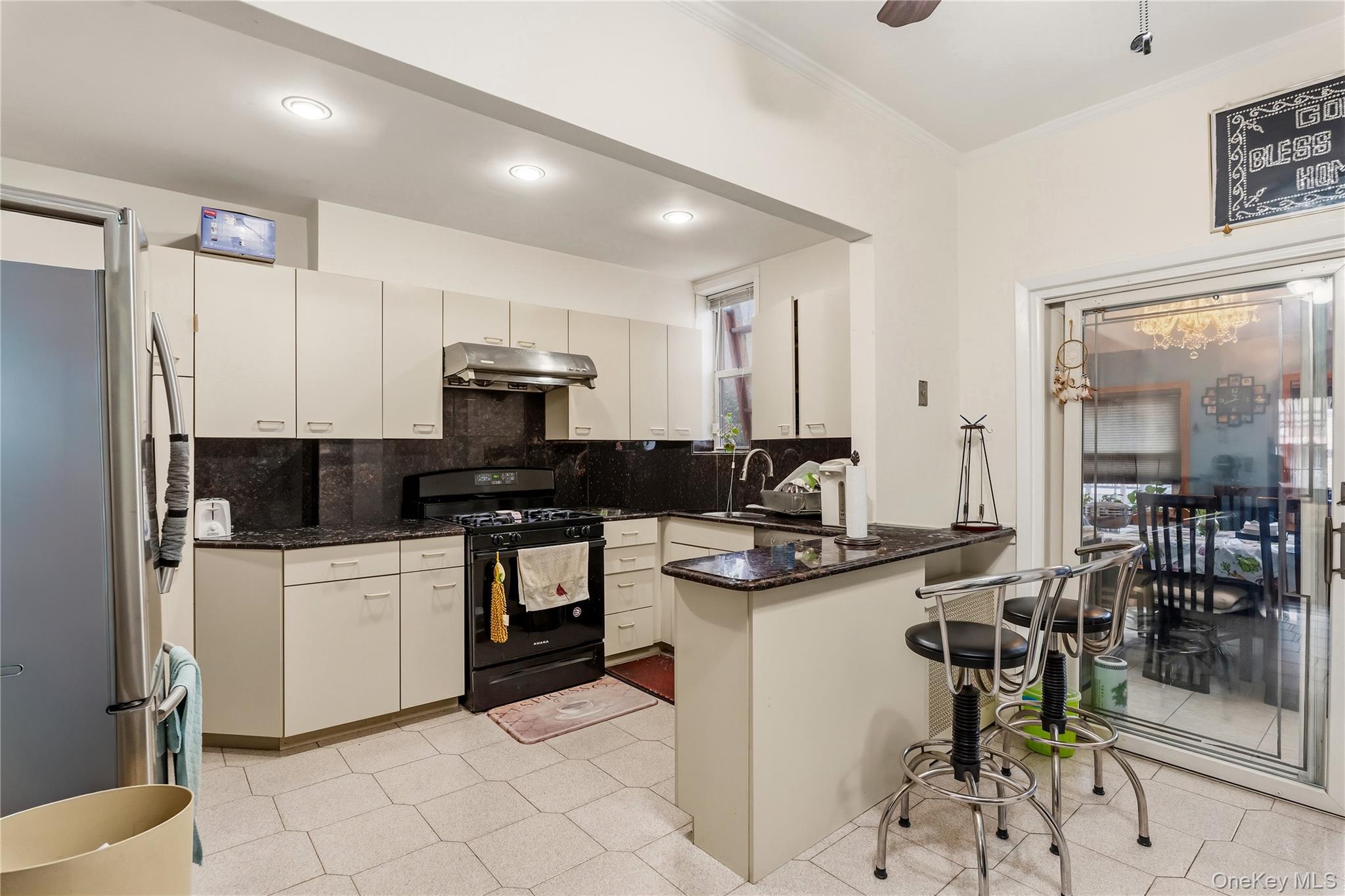 Single Family Hubbard Brooklyn, NY 11235, MLS-975775-18