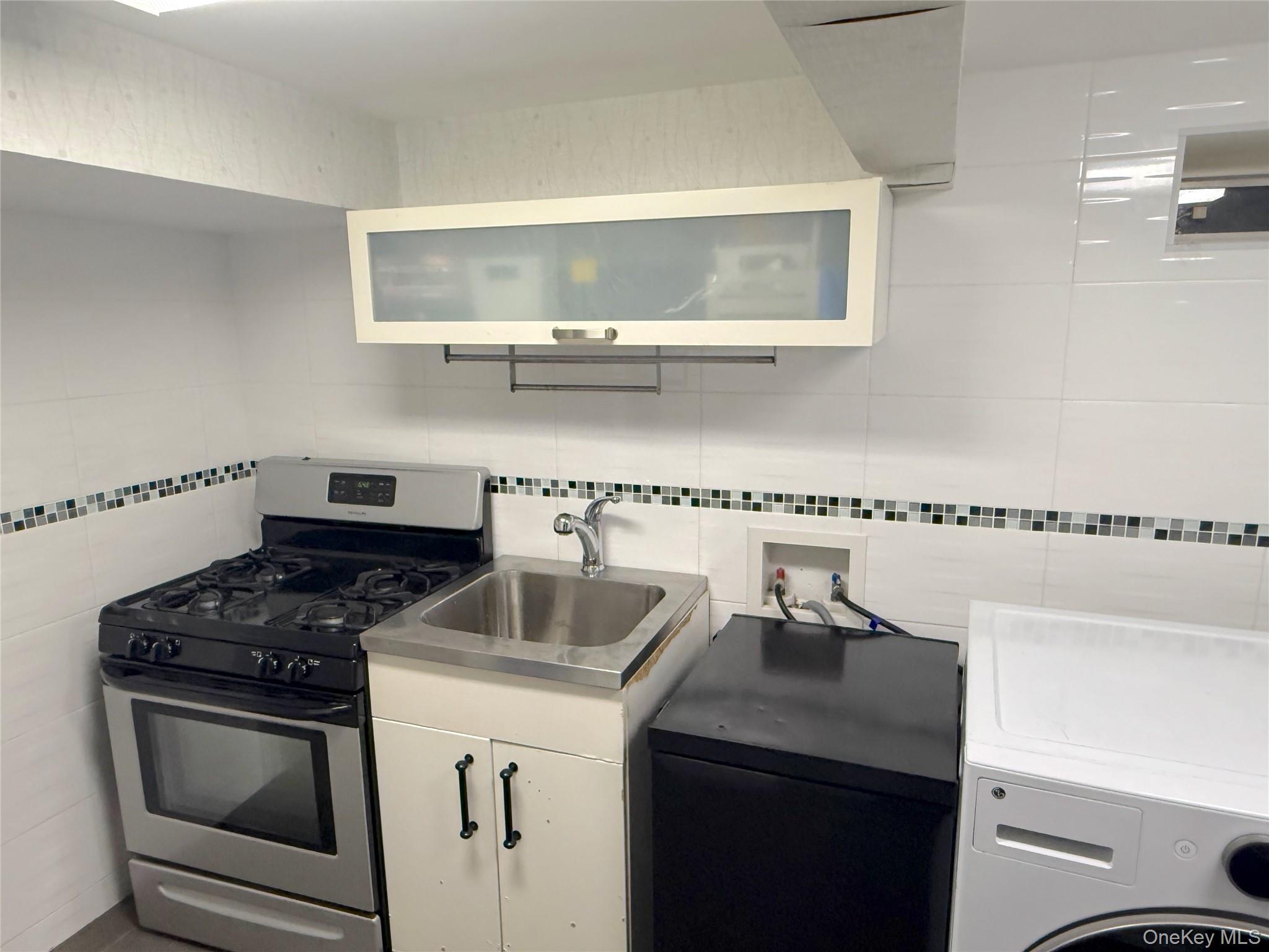 Single Family Homecrest  Brooklyn, NY 11229, MLS-975777-29