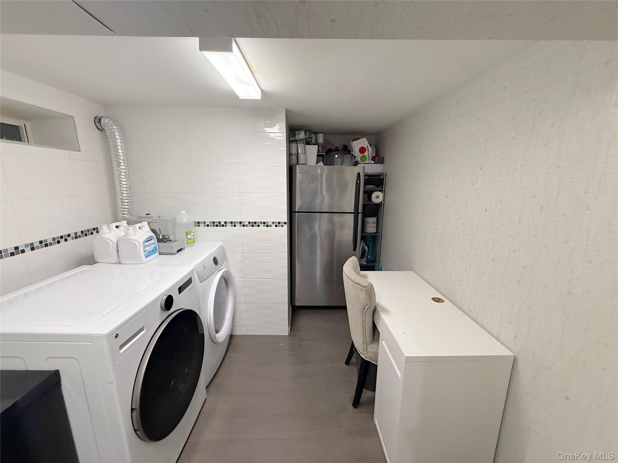 Single Family Homecrest  Brooklyn, NY 11229, MLS-975777-30