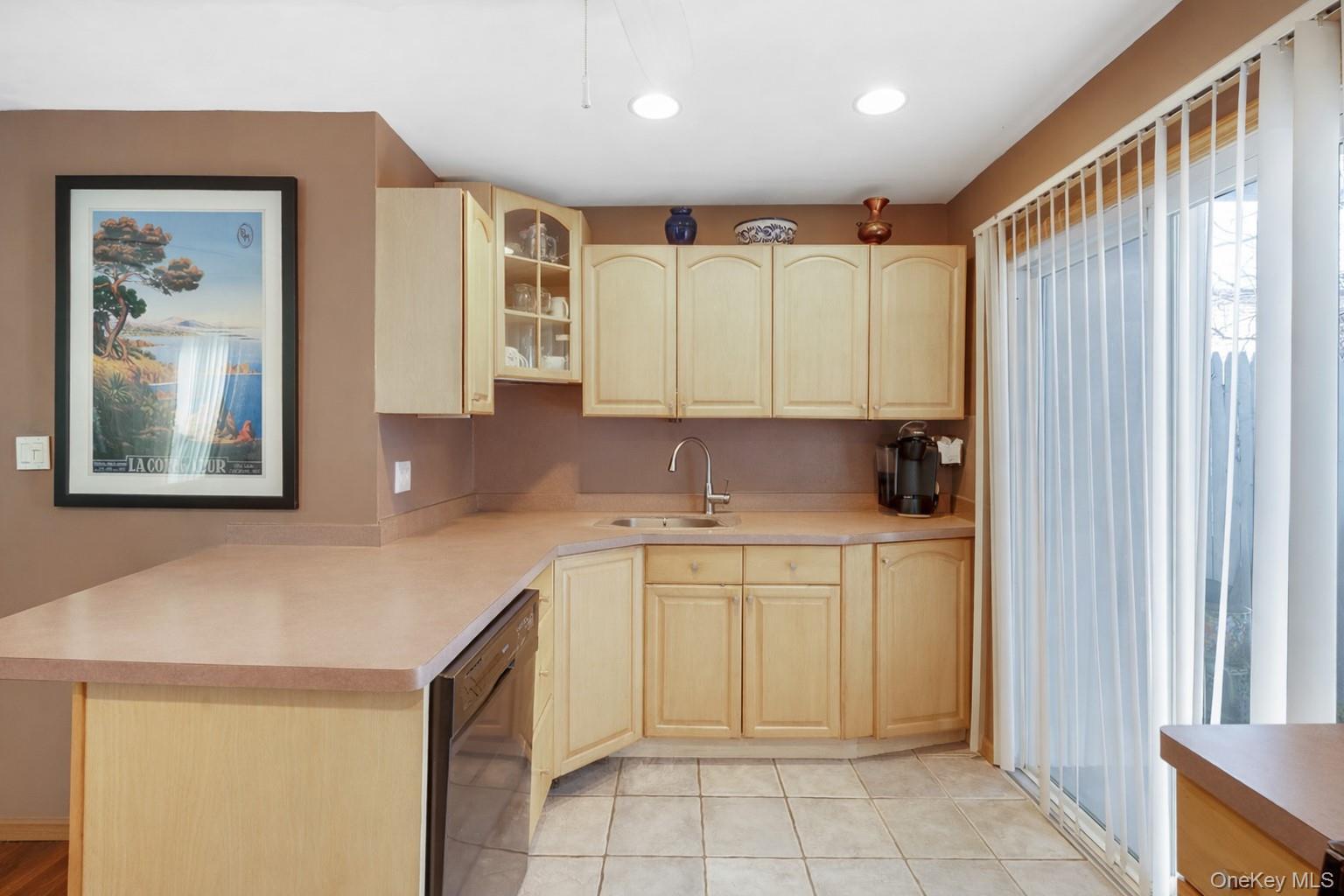 Single Family 36th  Brooklyn, NY 11234, MLS-975779-4