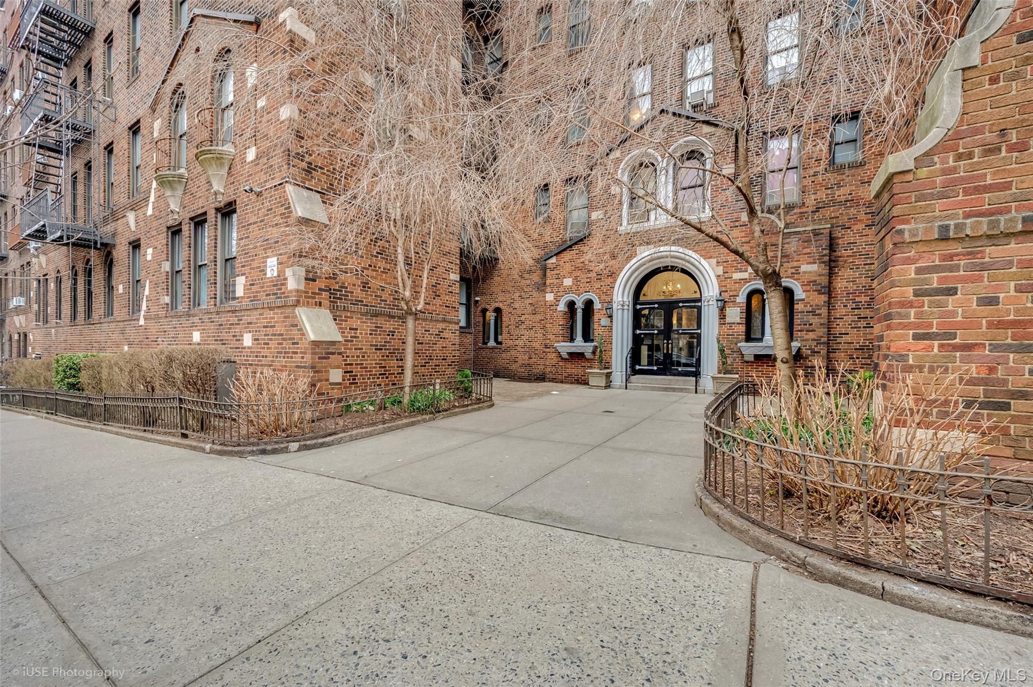 Coop 46th Queens, NY 11104, MLS-975782-13