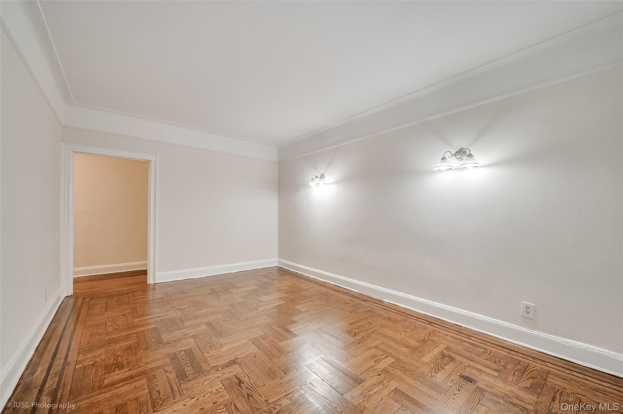 Coop 46th Queens, NY 11104, MLS-975782-8