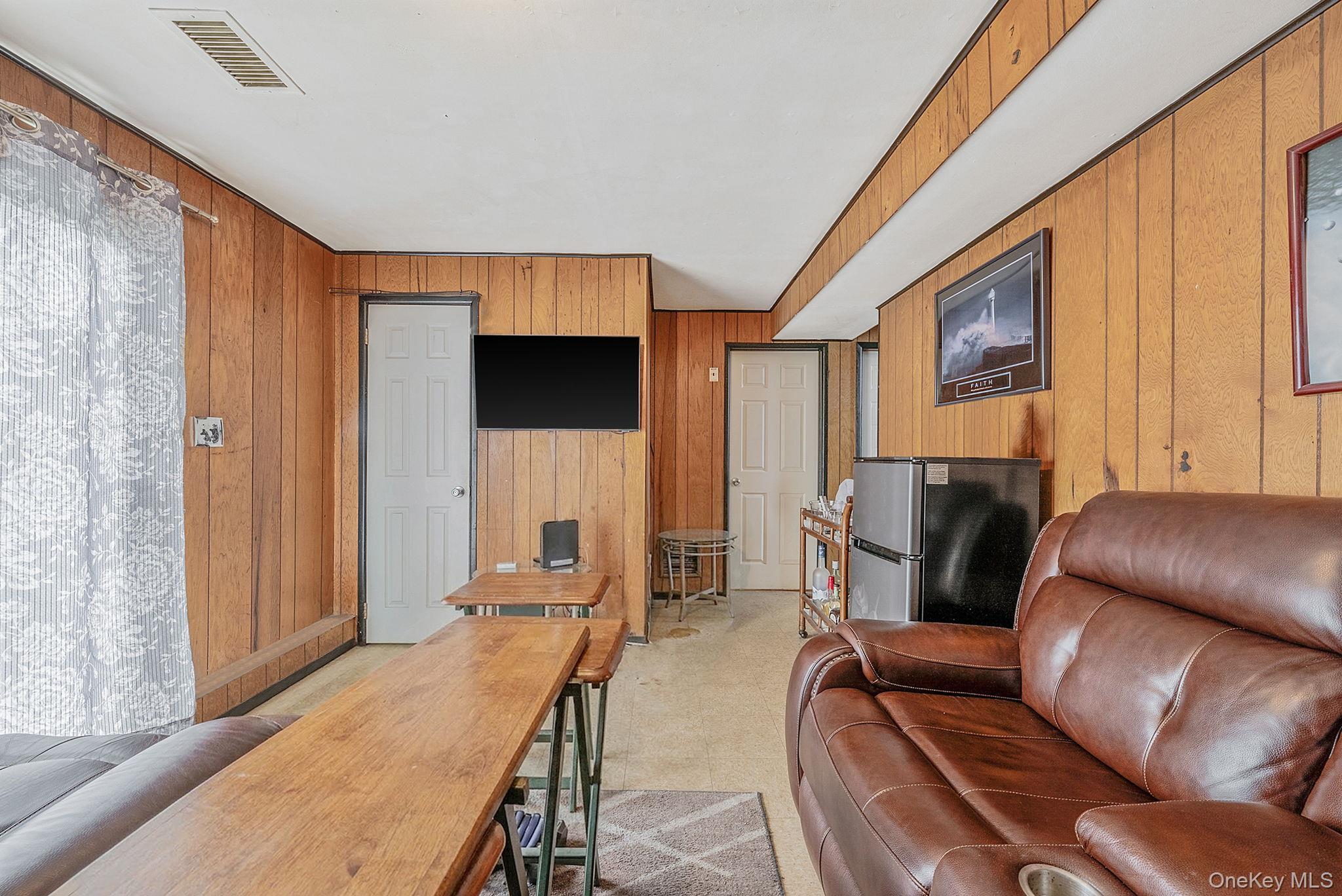 Single Family Centerwood  Suffolk County, NY 11704, MLS-975783-22