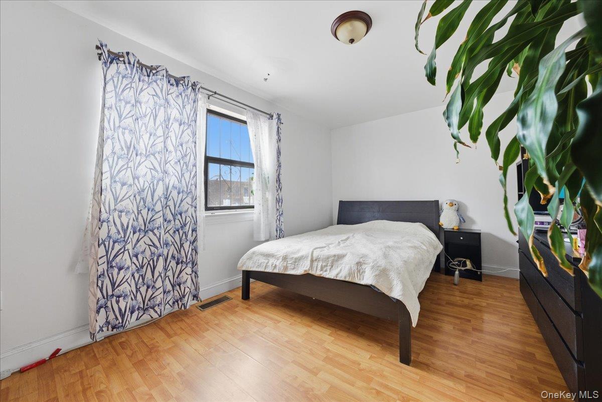 Single Family Cauldwell  Bronx, NY 10455, MLS-975787-16