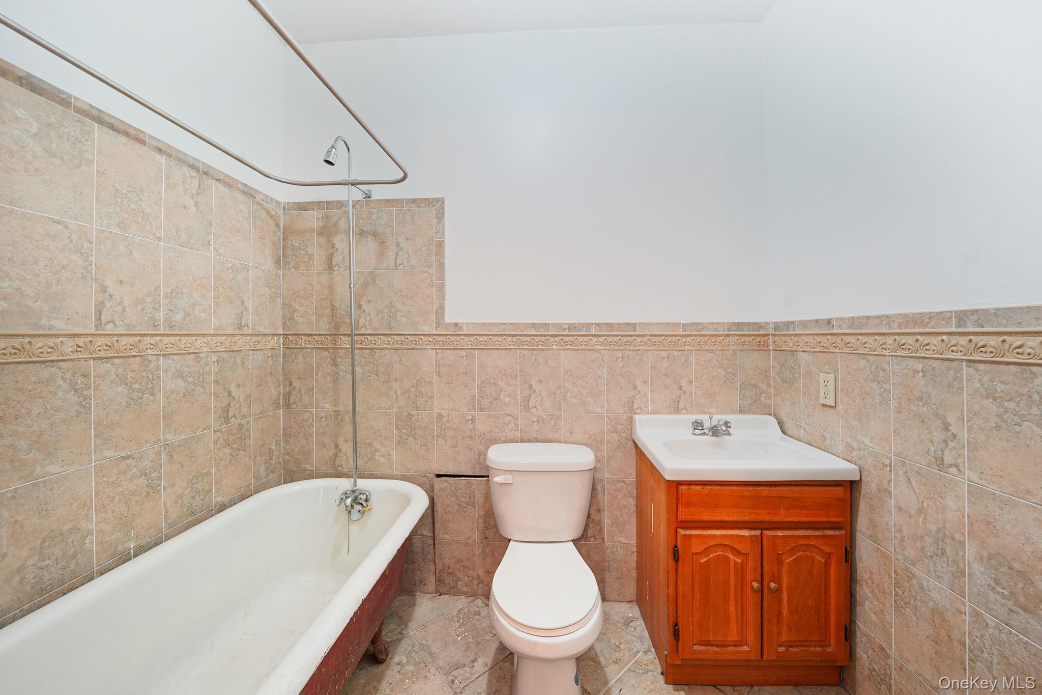 Single Family 137th  Manhattan, NY 10030, MLS-975793-21