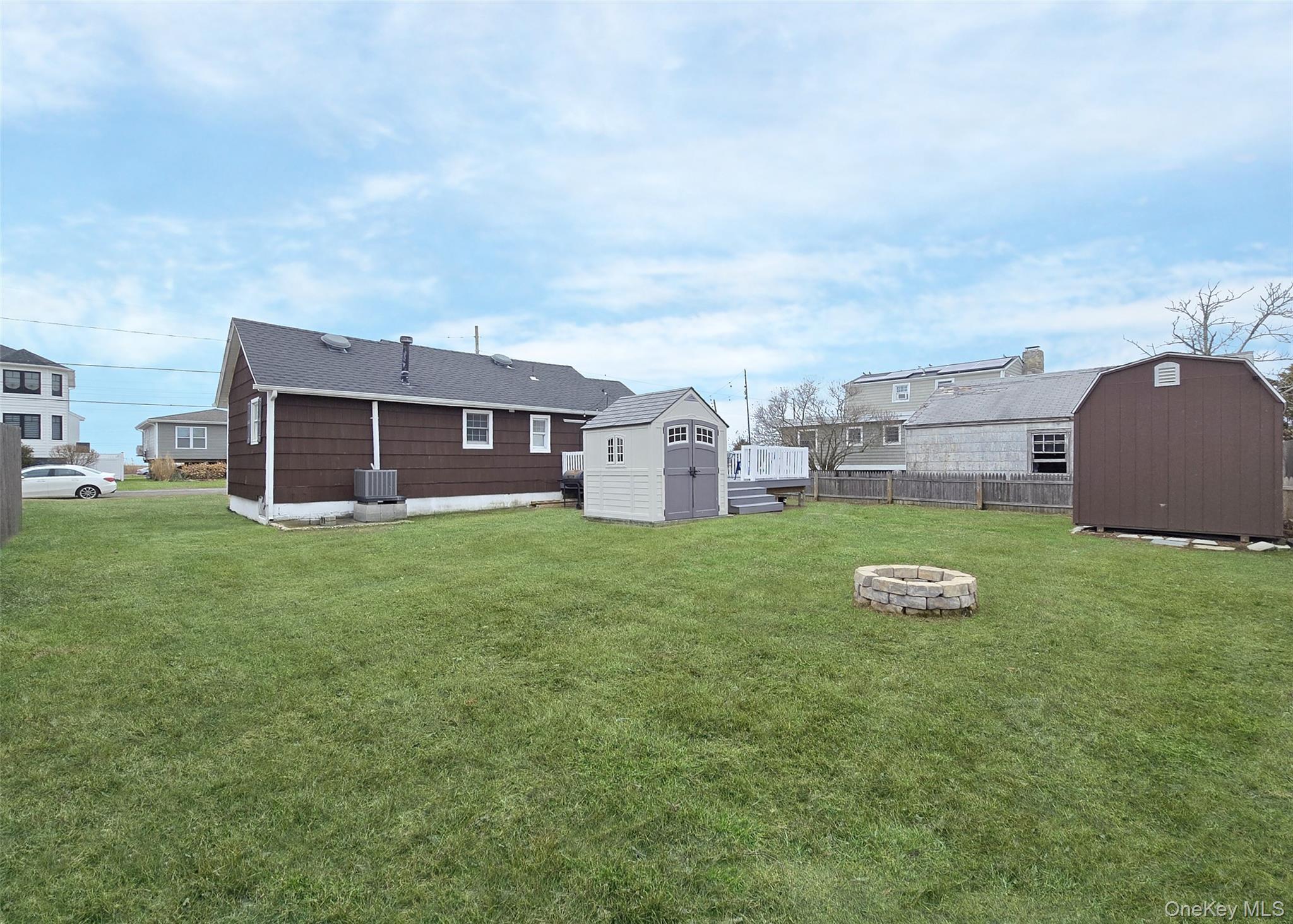 Single Family Kent  Suffolk County, NY 11701, MLS-975795-12