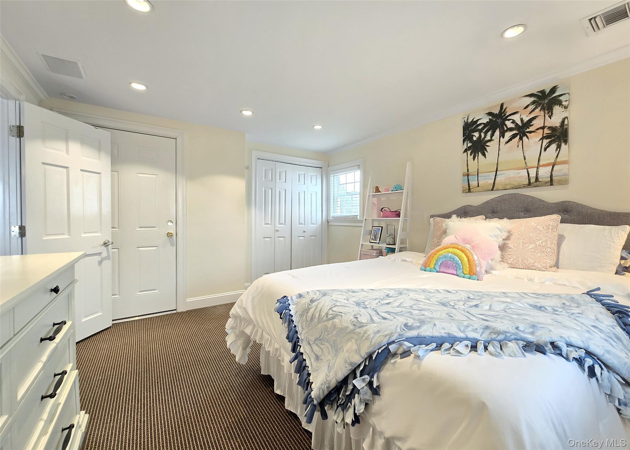 Single Family Kent  Suffolk County, NY 11701, MLS-975795-8