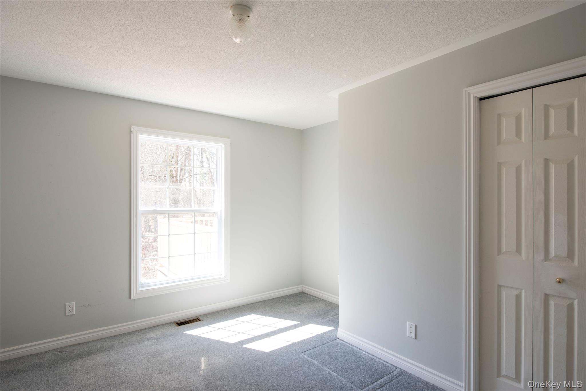 Single Family Rhinecliff  Dutchess County, NY 12572, MLS-975805-11