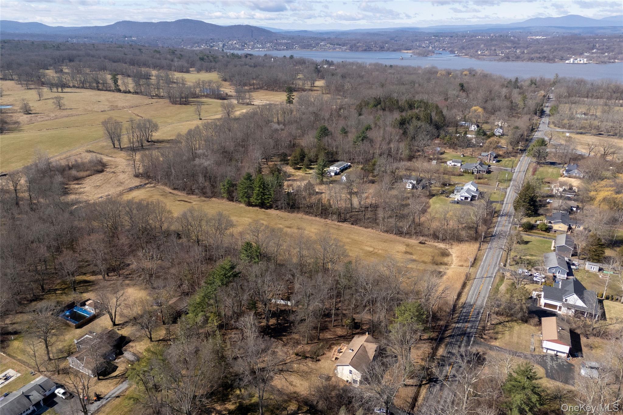 Single Family Rhinecliff  Dutchess County, NY 12572, MLS-975805-17