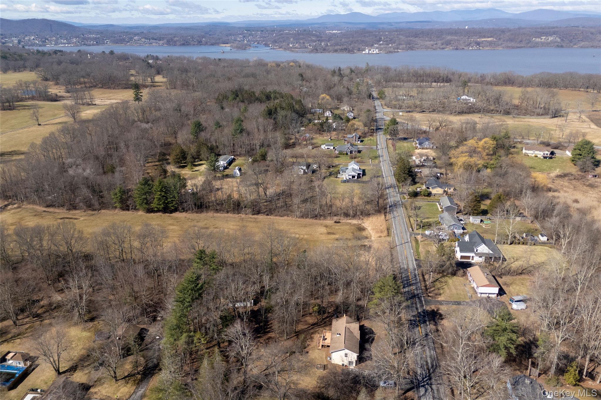 Single Family Rhinecliff  Dutchess County, NY 12572, MLS-975805-3